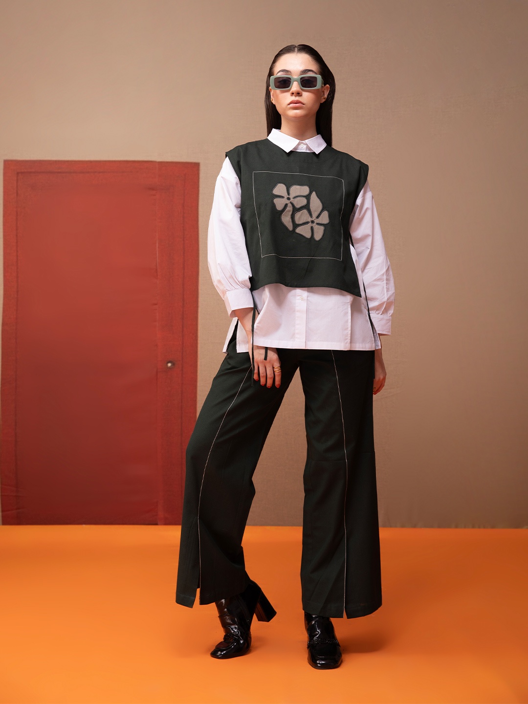 

Bannos Swagger Green Shirt Collar Pure Cotton Shirt With Trousers And Jacket