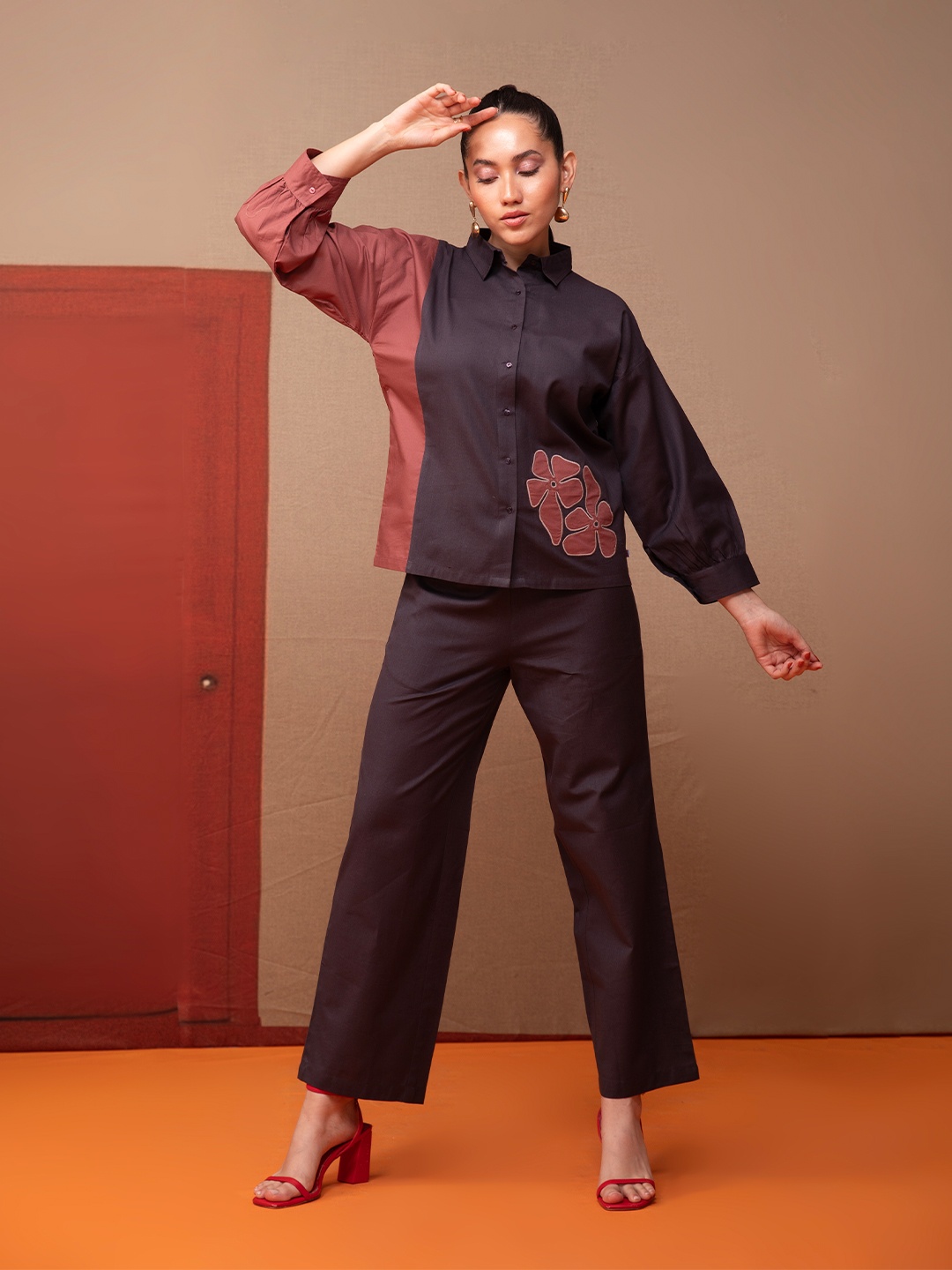 

Bannos Swagger Grey Colourblocked Shirt With Trouser