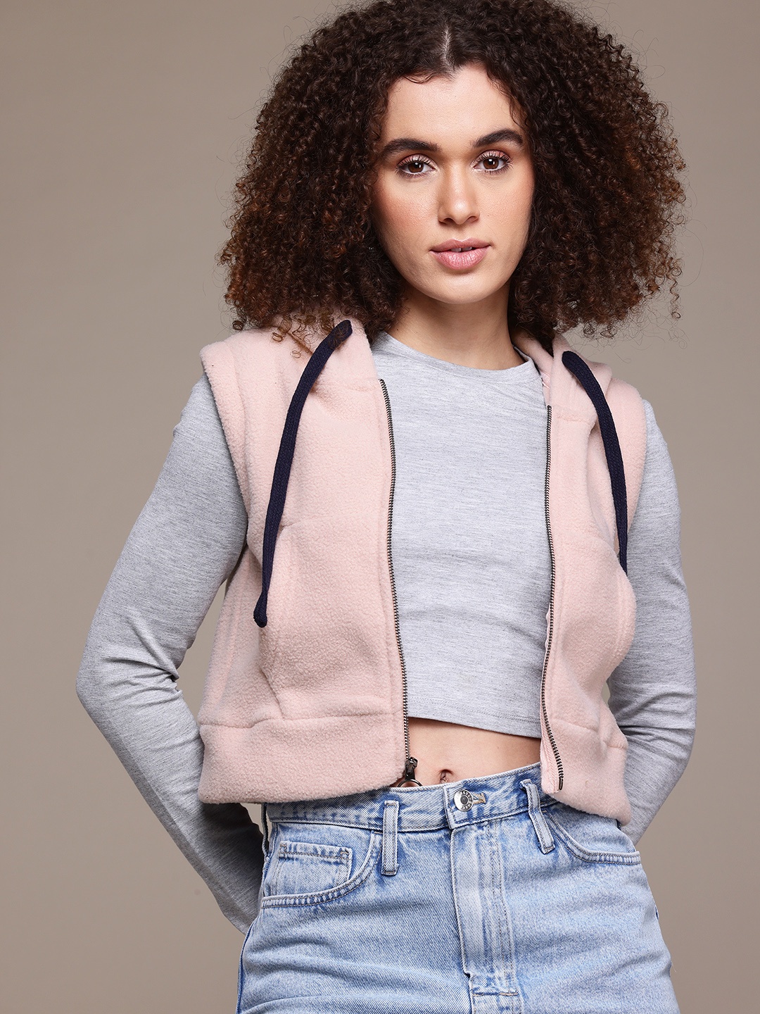 

The Roadster Lifestyle Co. Women Hooded Sweatshirt, Peach
