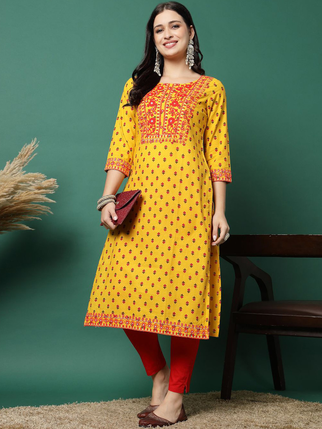 

Sangria Floral Embroidered Pure Cotton Round Neck Thread Work Straight Kurta, Yellow