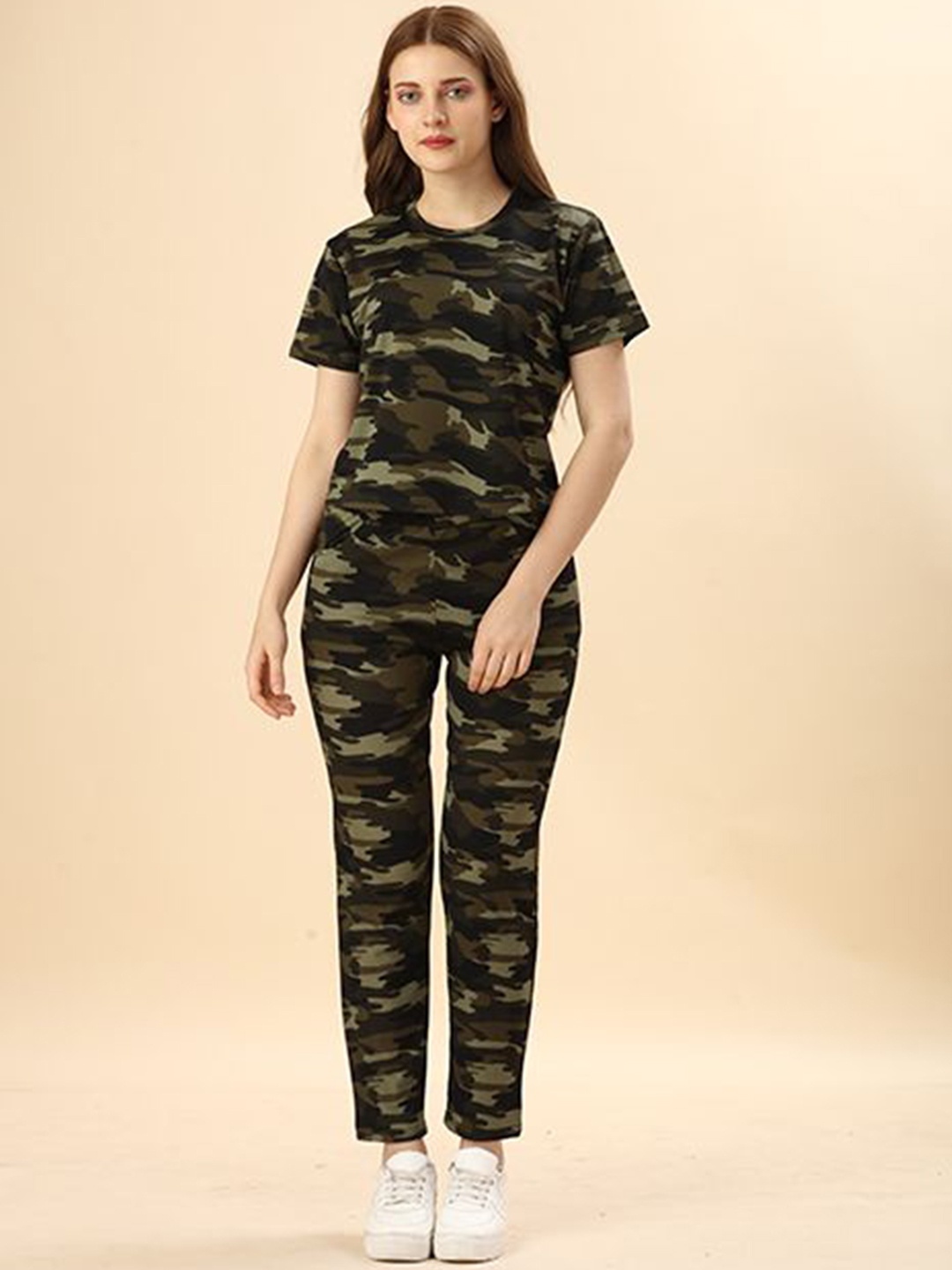 

DTR FASHION Camouflage Printed Sweatshirt & Trackpants, Black