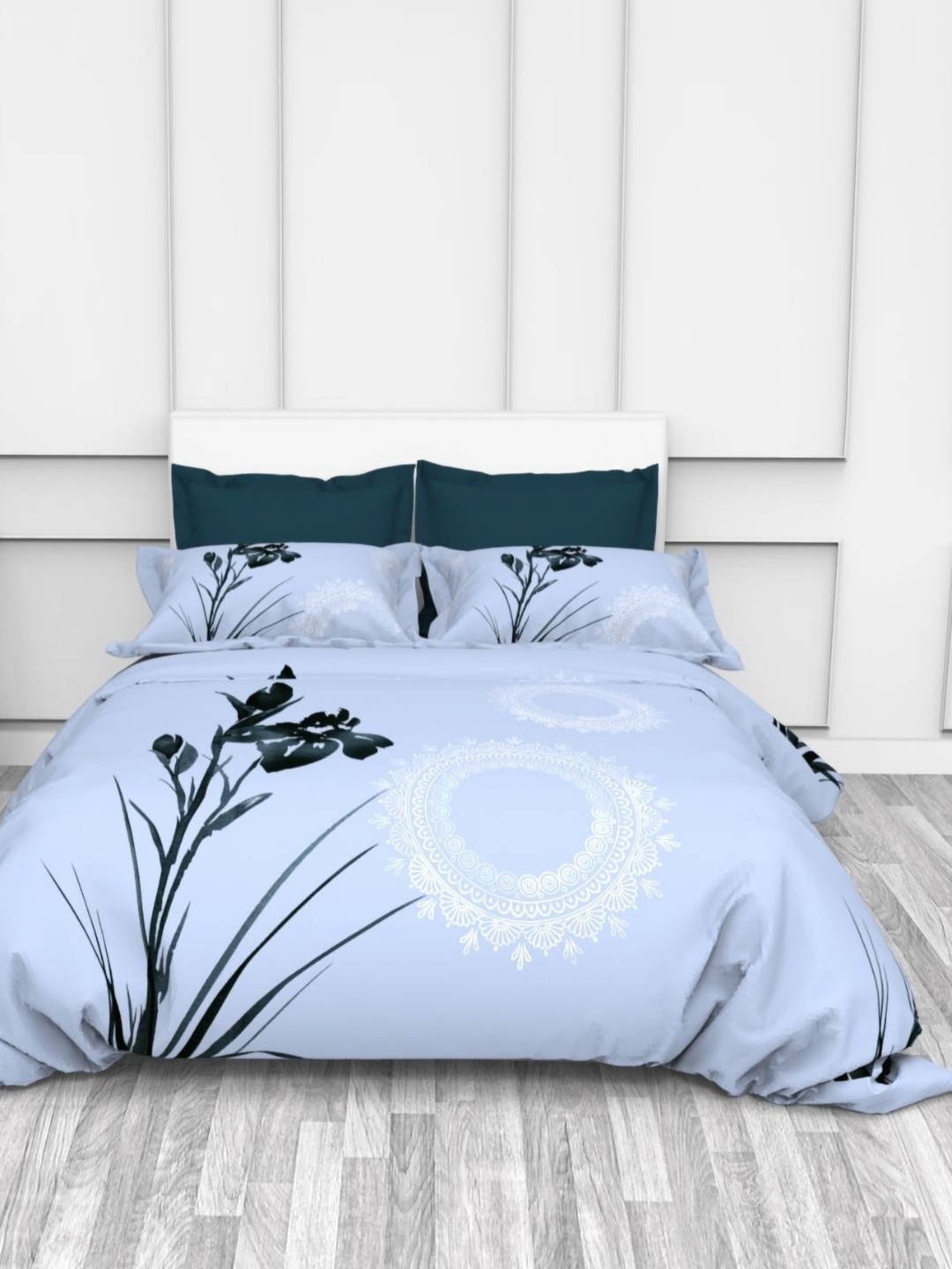 

THE WHITE MOSS Blue & White Floral 250 TC King Bedsheet with 2 Pillow Covers