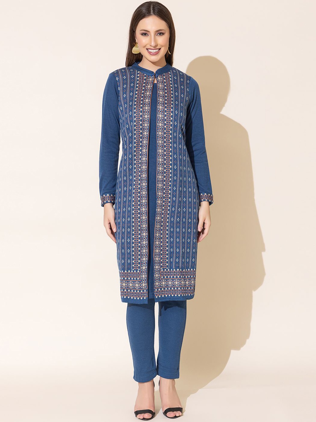 

KEIKO Geometric Woven Design Mandarin Collar Acrylic Straight Kurta with Trousers, Blue