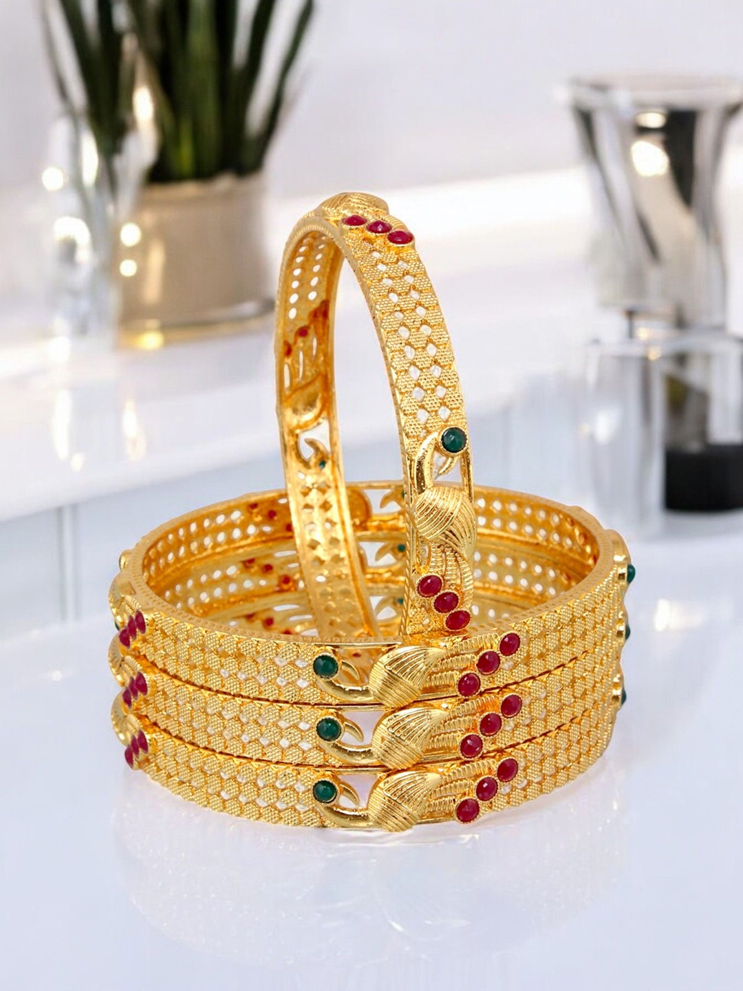 

LUCKY JEWELLERY Set of 4 Stone Studded 18KT One Gram Gold Plated Bangles