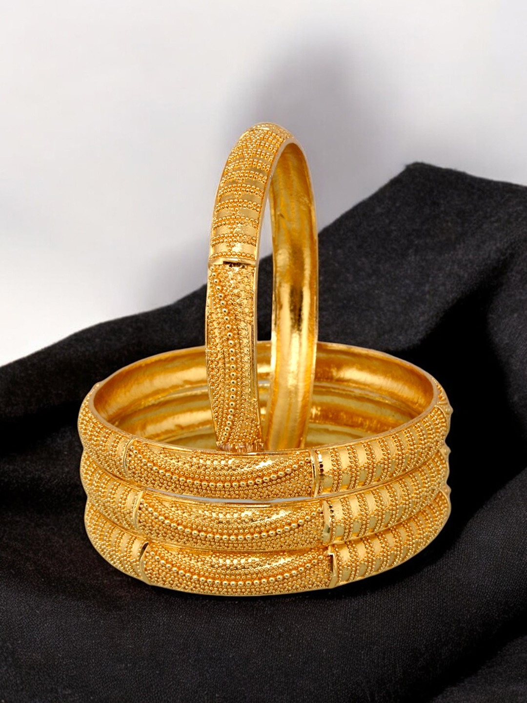 

LUCKY JEWELLERY Set of 4 Traditional Designer 18KT One Gram Gold Plated Bangles