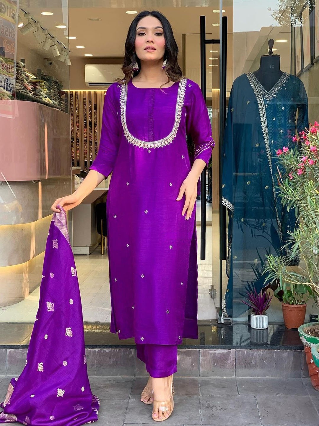 

Bought First Ethnic Motifs Embroidered Straight Kurta With Trousers & Dupatta, Purple