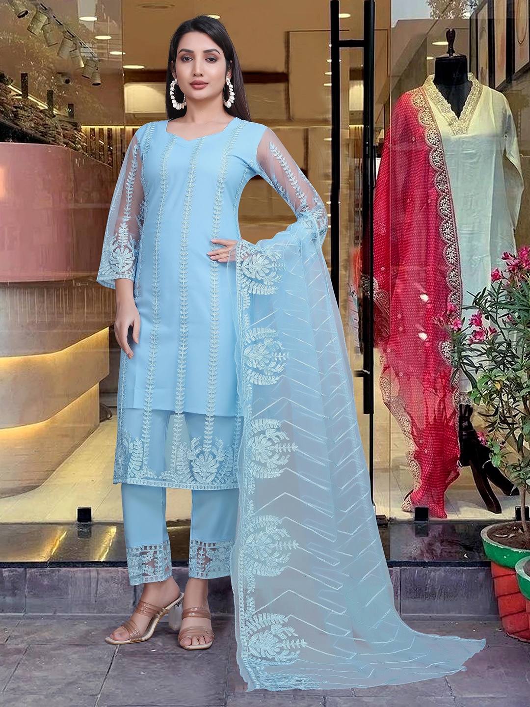 

Bought First Floral Embroidered Net Sweetheart Neck Straight Kurta With Trousers & Dupatta, Blue