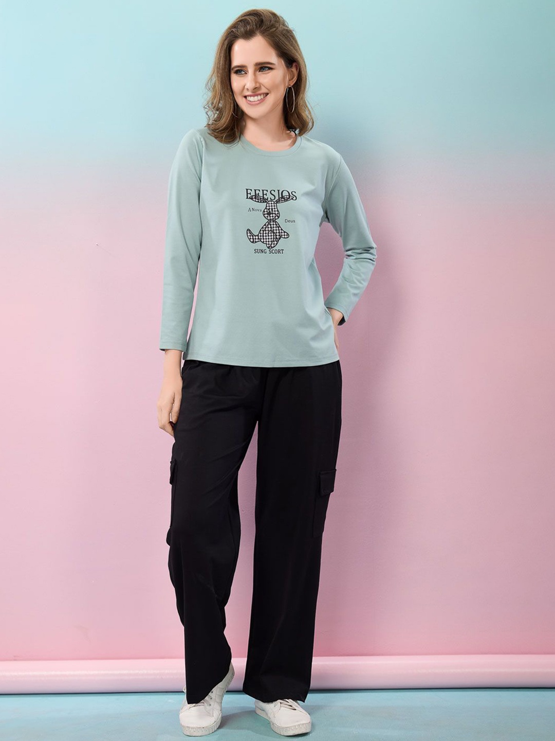 

NIGHT FLOSS Printed T-Shirt With Trousers, Sea green