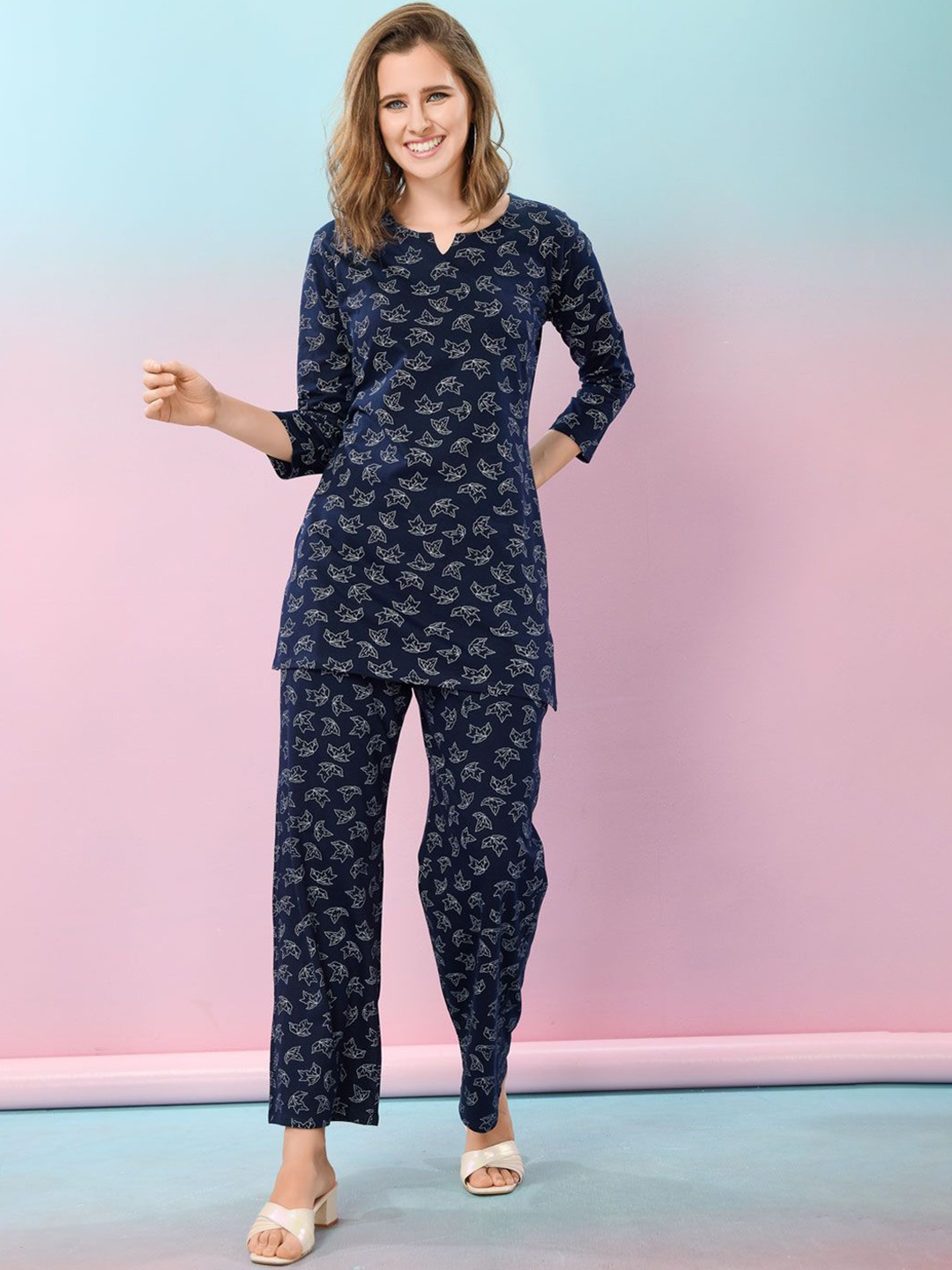 

NIGHT FLOSS Printed Round Neck Three-Quarter Sleeves Tunic & Trouser, Navy blue