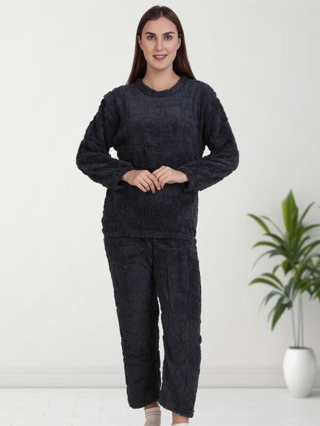 

Untamed Clothing Women Round Neck Night suit, Grey