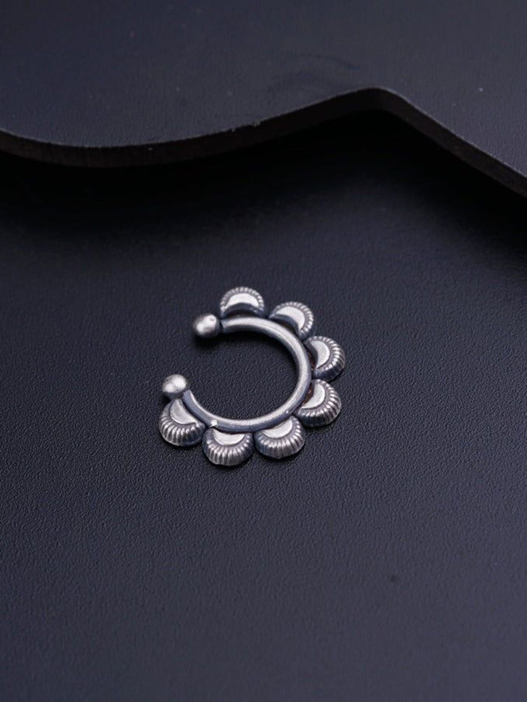 

House of Aadyaa Stud Nosepin, Silver