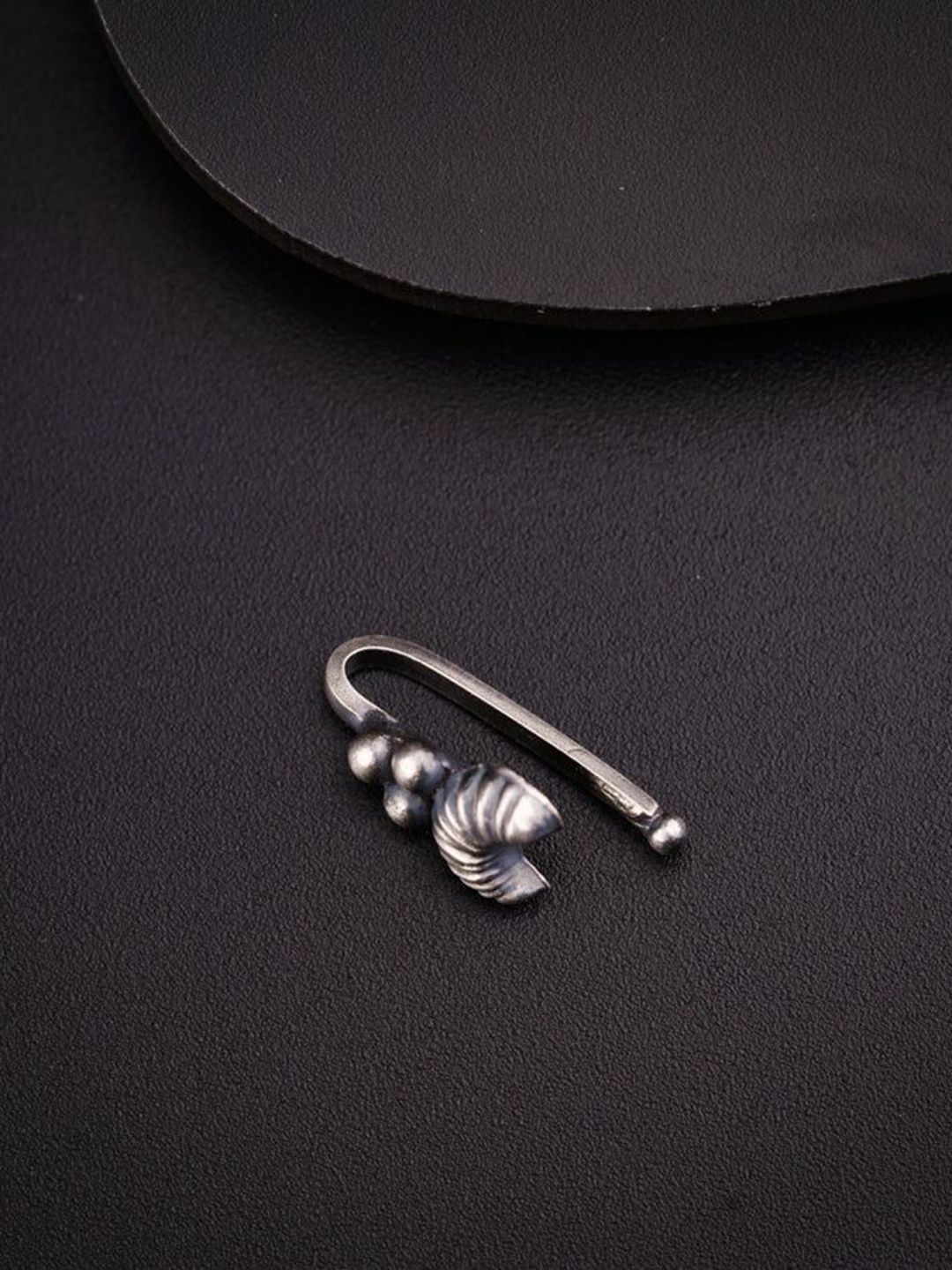 

House of Aadyaa Stud Nosepin, Silver
