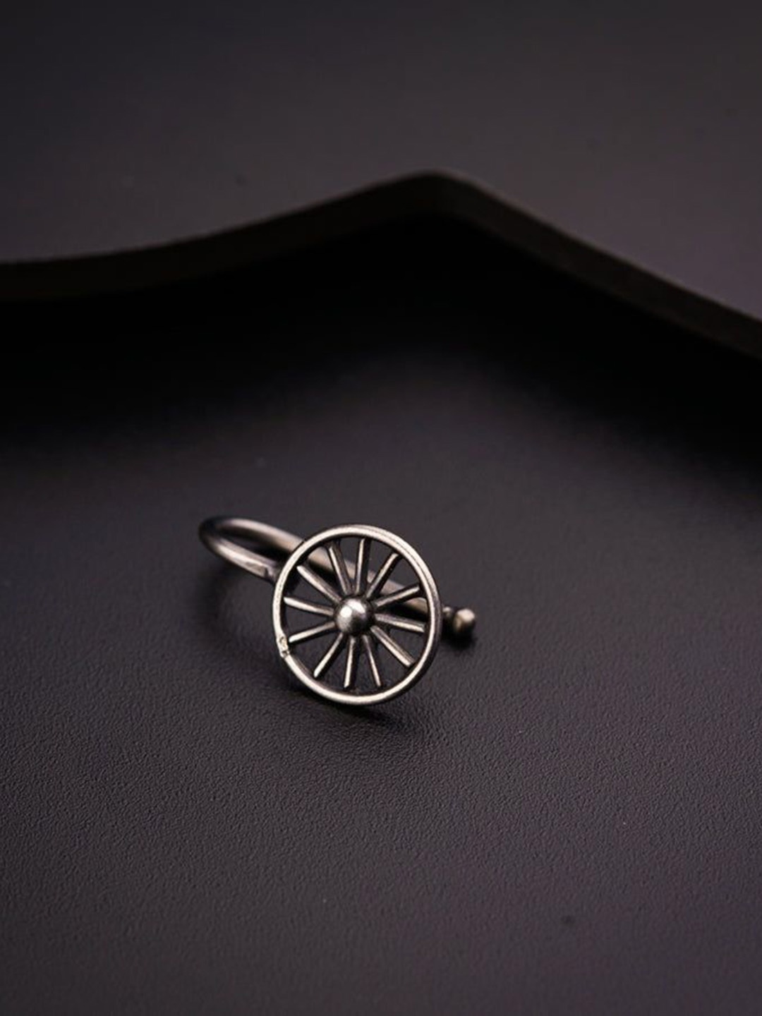 

House of Aadyaa Stud Nosepin, Silver