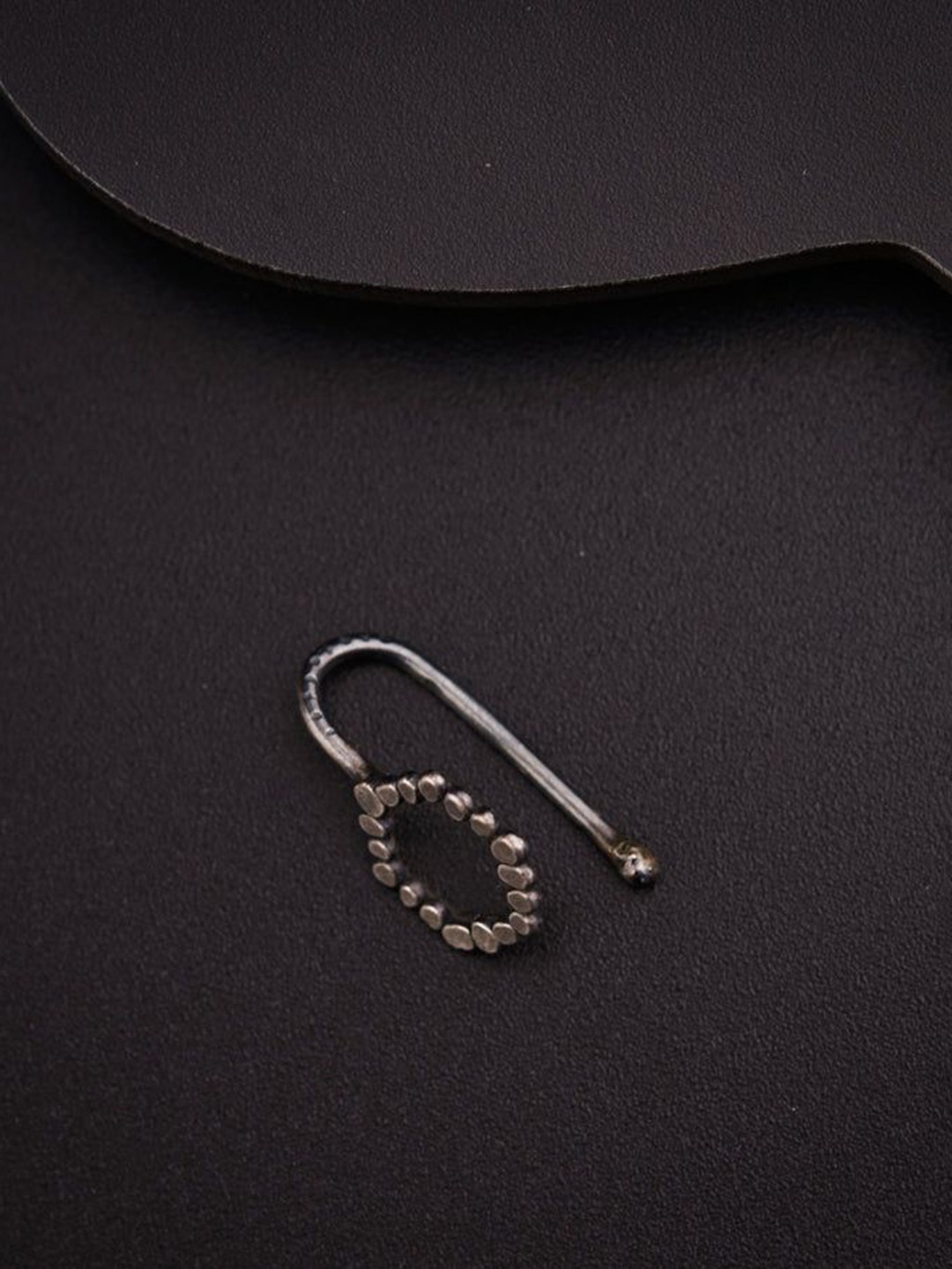 

House of Aadyaa Stud Nosepin, Silver