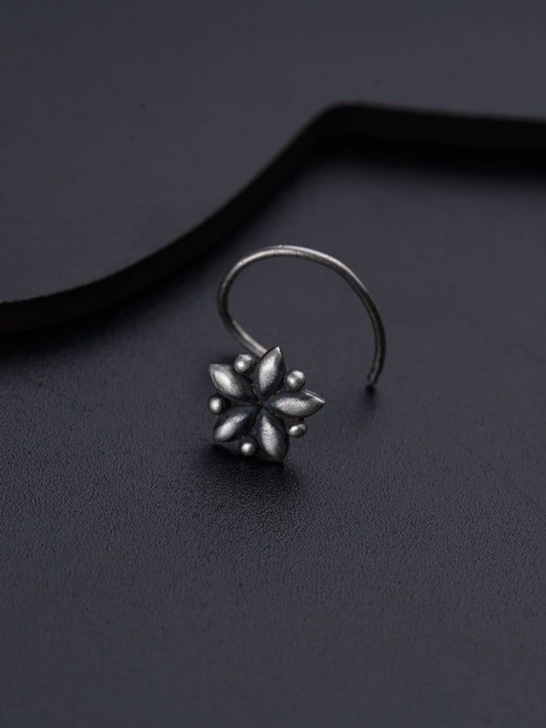 

House of Aadyaa Ring Nosepin, Silver