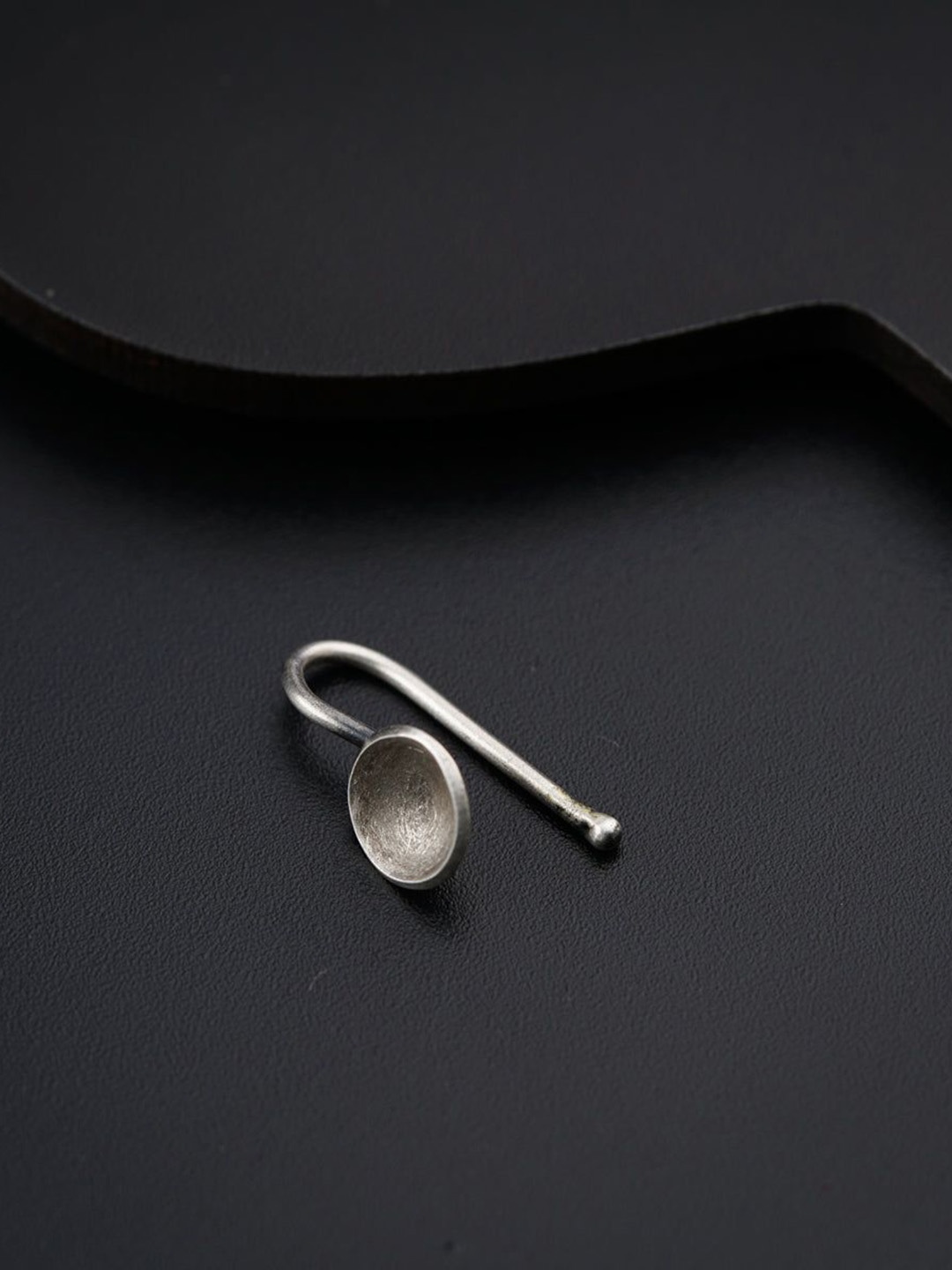 

House of Aadyaa Stud Nosepin, Silver
