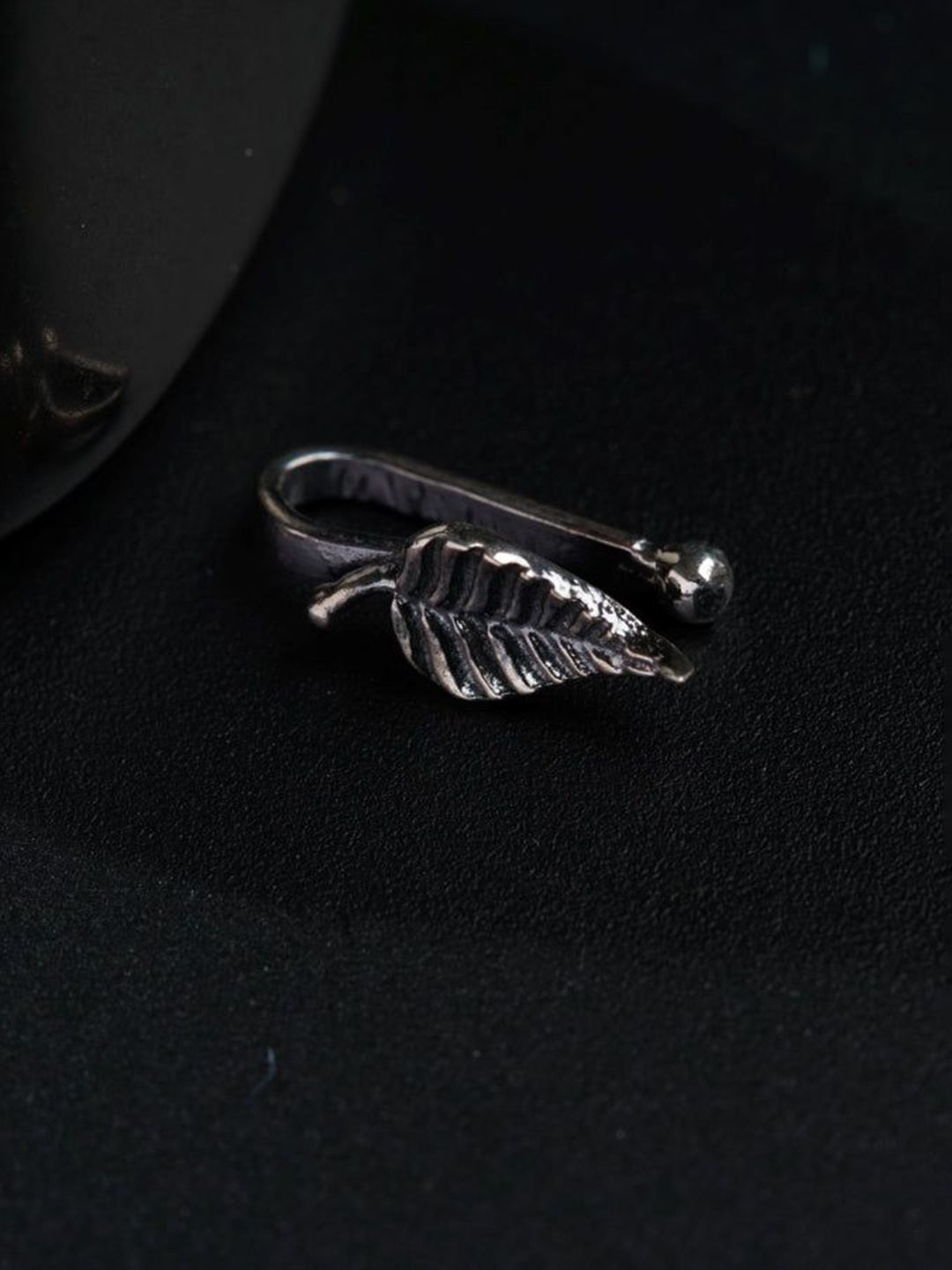

House of Aadyaa Stud Nosepin, Silver