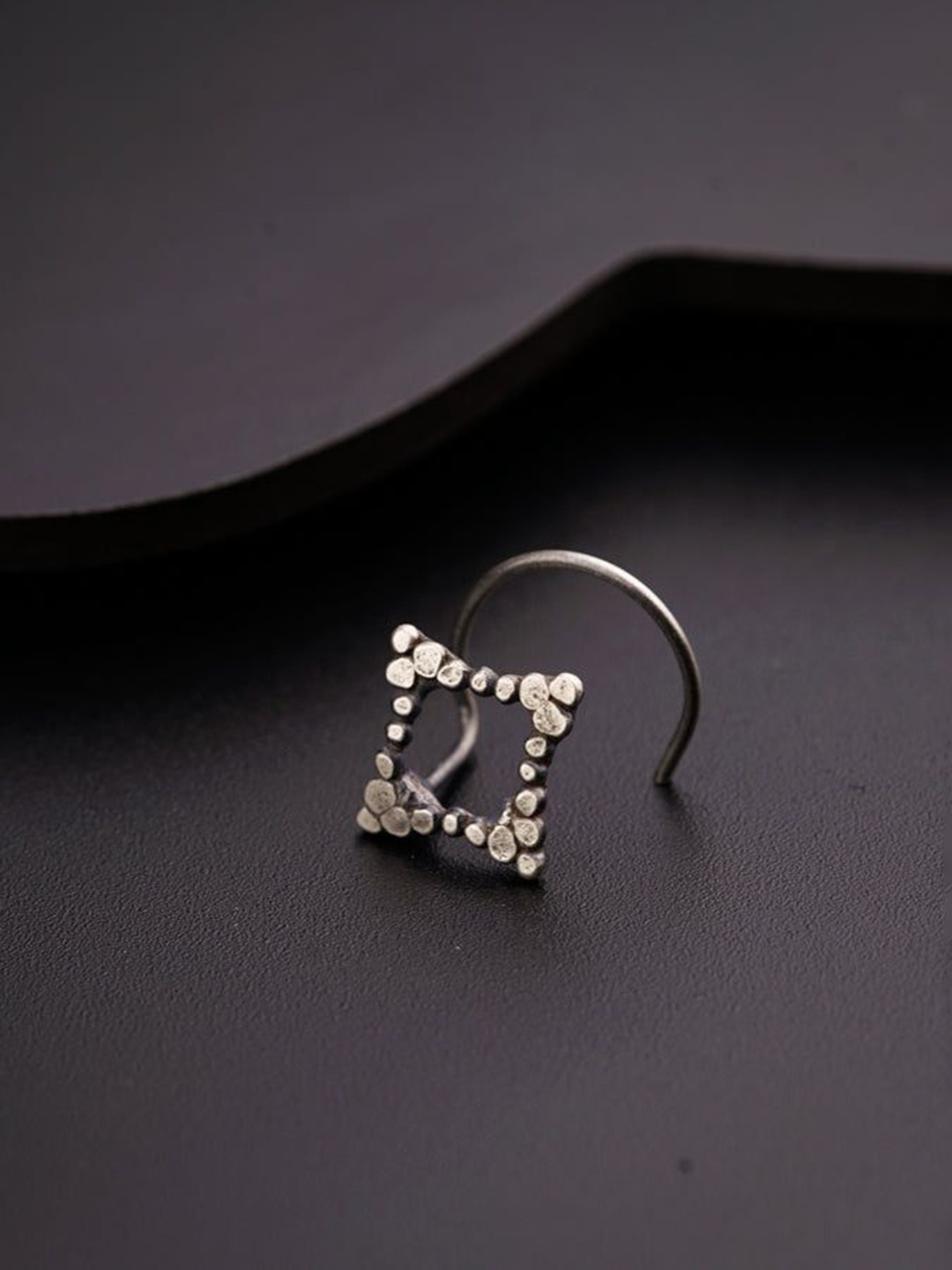 

House of Aadyaa Stud Nosepin, Silver