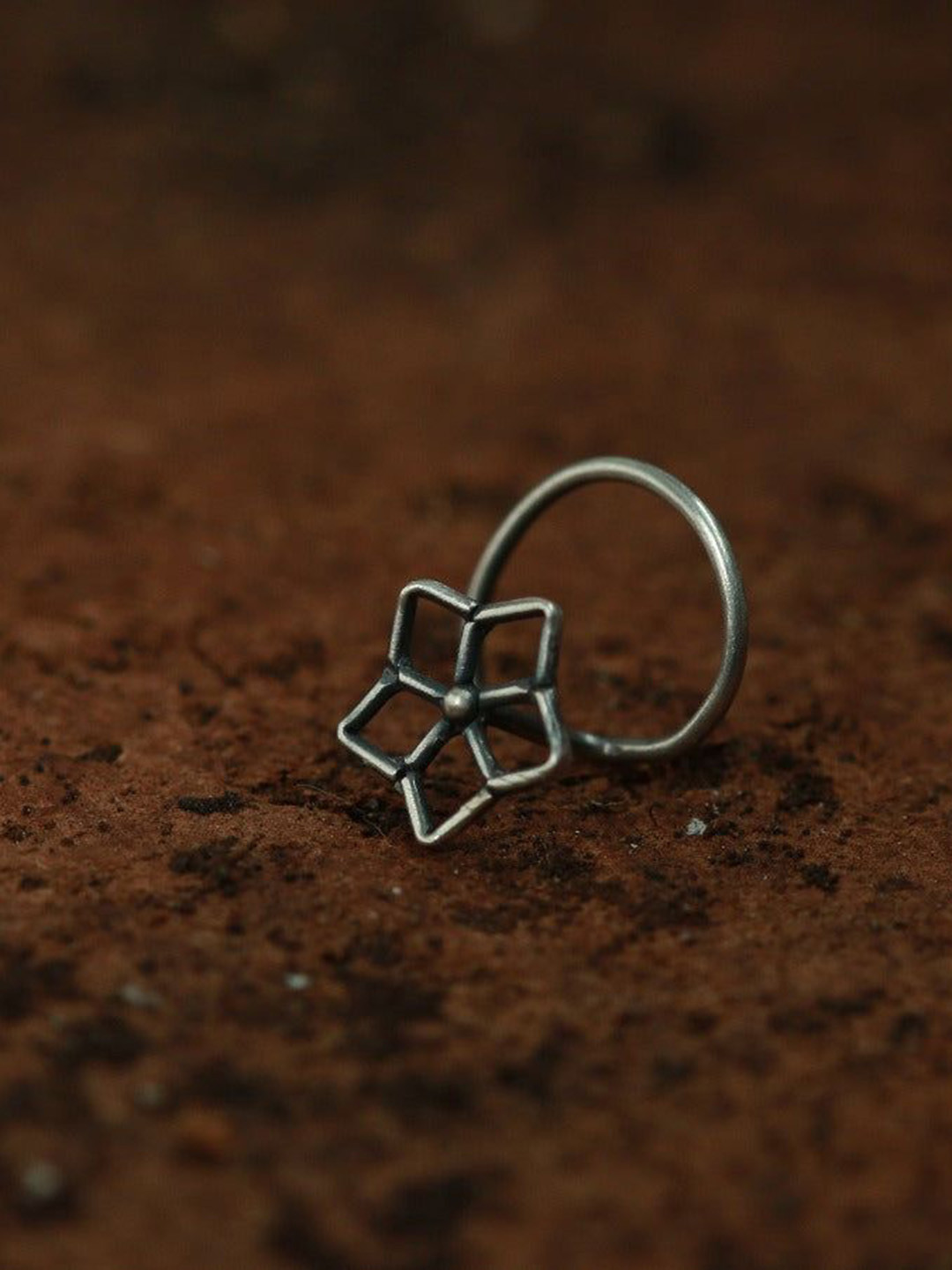 

House of Aadyaa Stud Nosepin, Silver