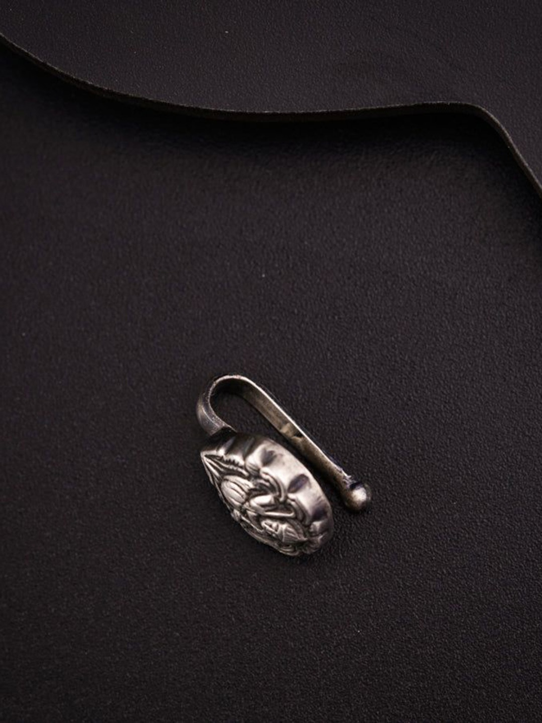 

House of Aadyaa Stud Nosepin, Silver