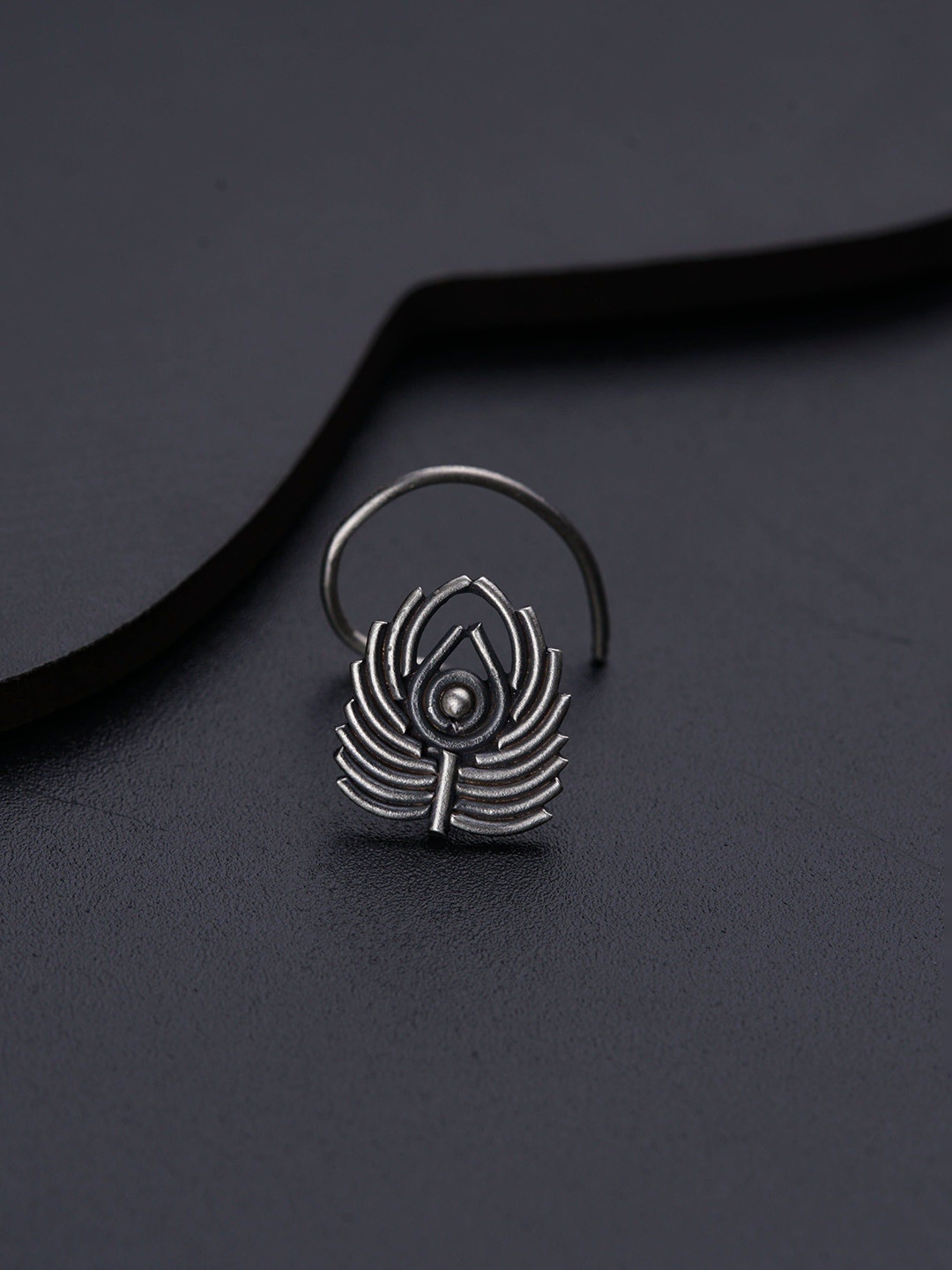 

House of Aadyaa Stud Nosepin, Silver
