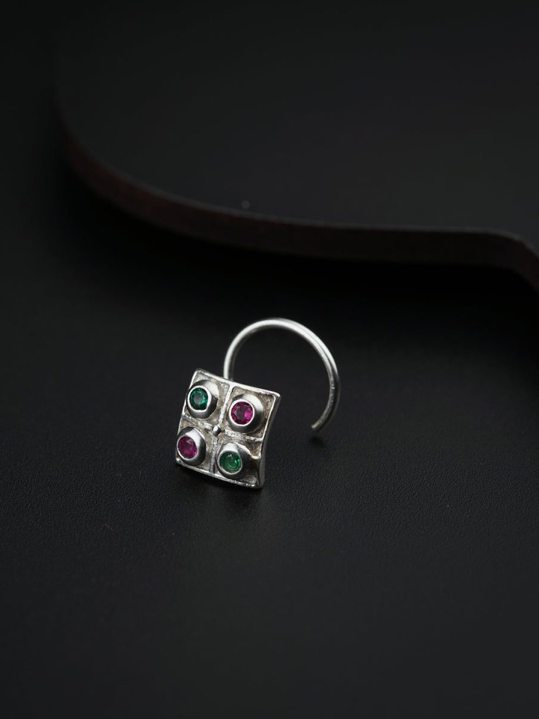 

House of Aadyaa Stud Nosepin, Silver
