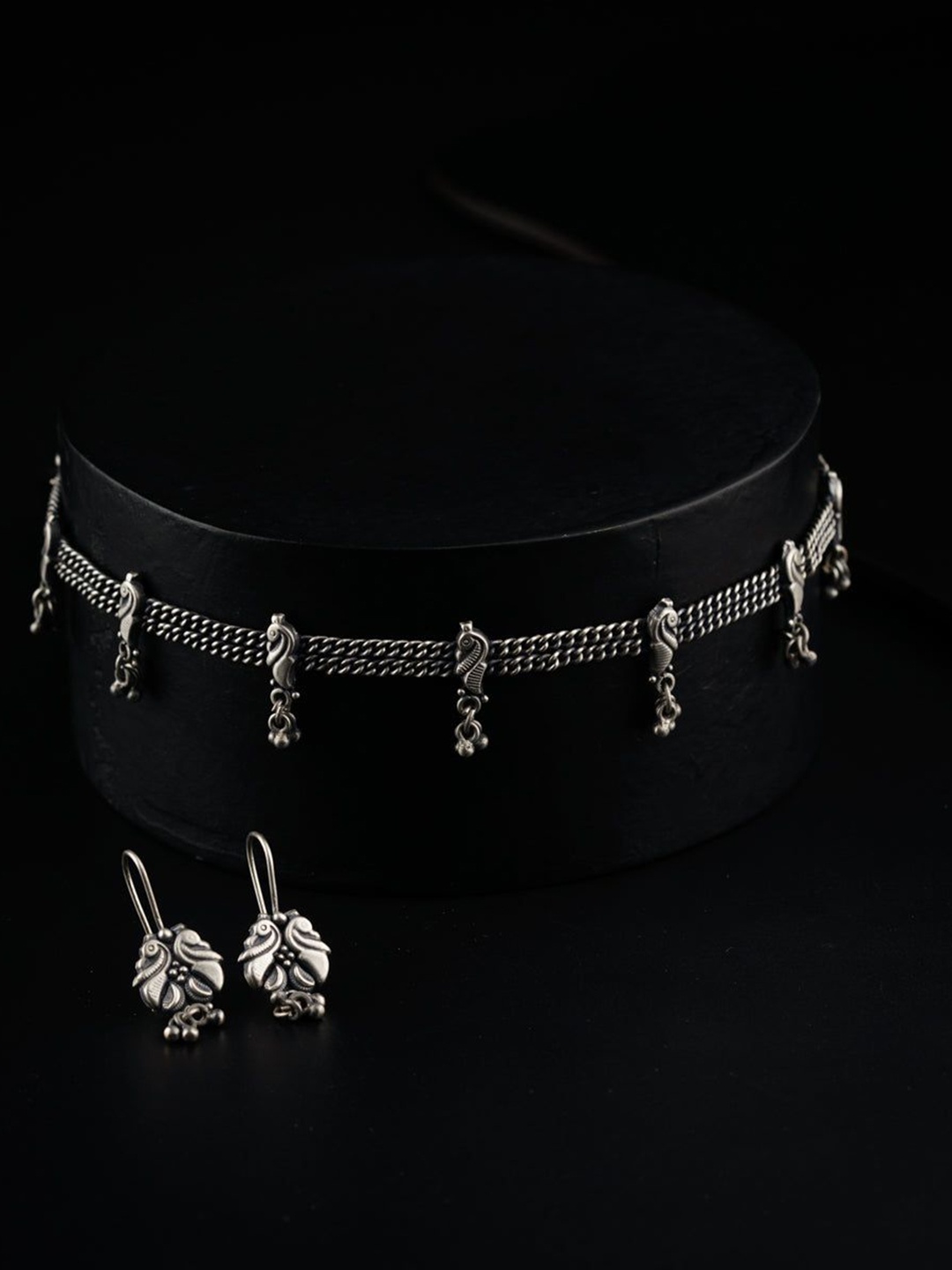 

House of Aadyaa Women Silver Jewellery Set