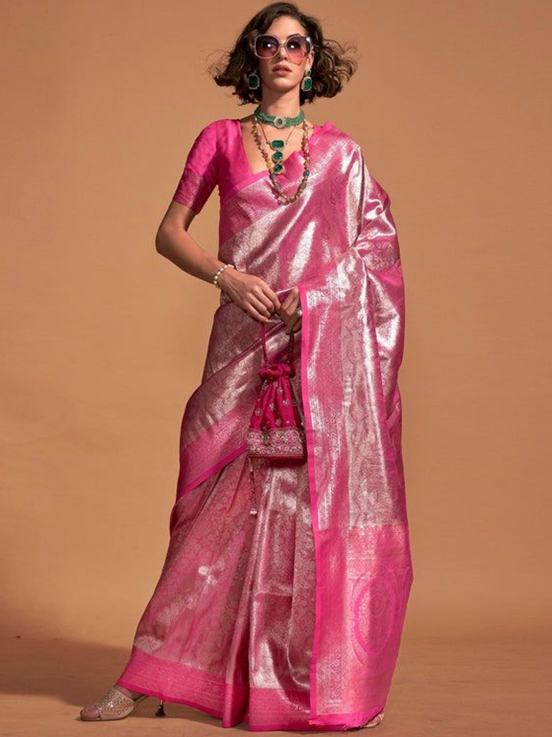 

Swaranjali Women Woven Design Banarasi Saree, Pink