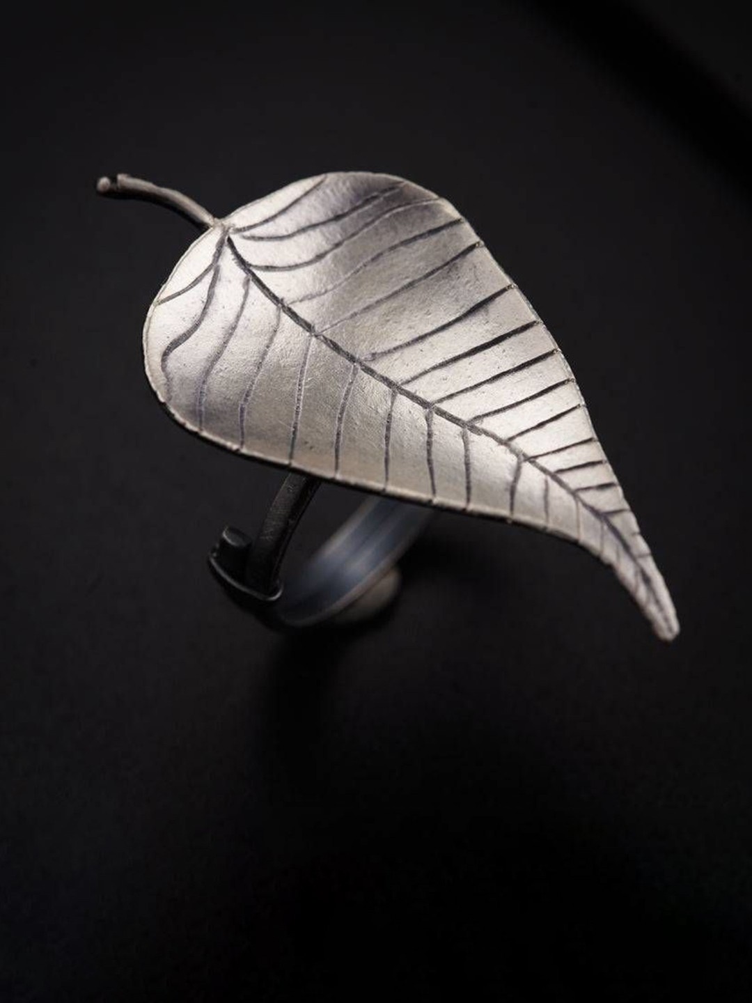 

House of Aadyaa 92.5 Sterling Silver Oxidised Peepal Adjustable Finger Ring