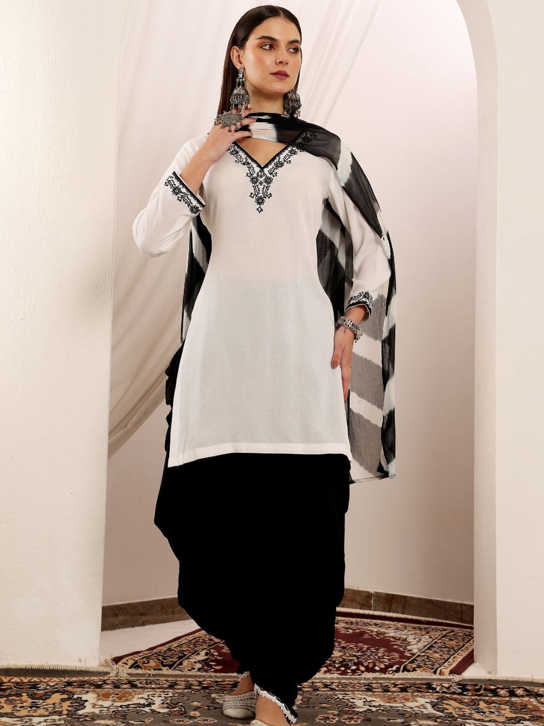 

Lative Colours of Fashion Embroidered Straight Kurta With Dhoti Pants And Dupatta, White