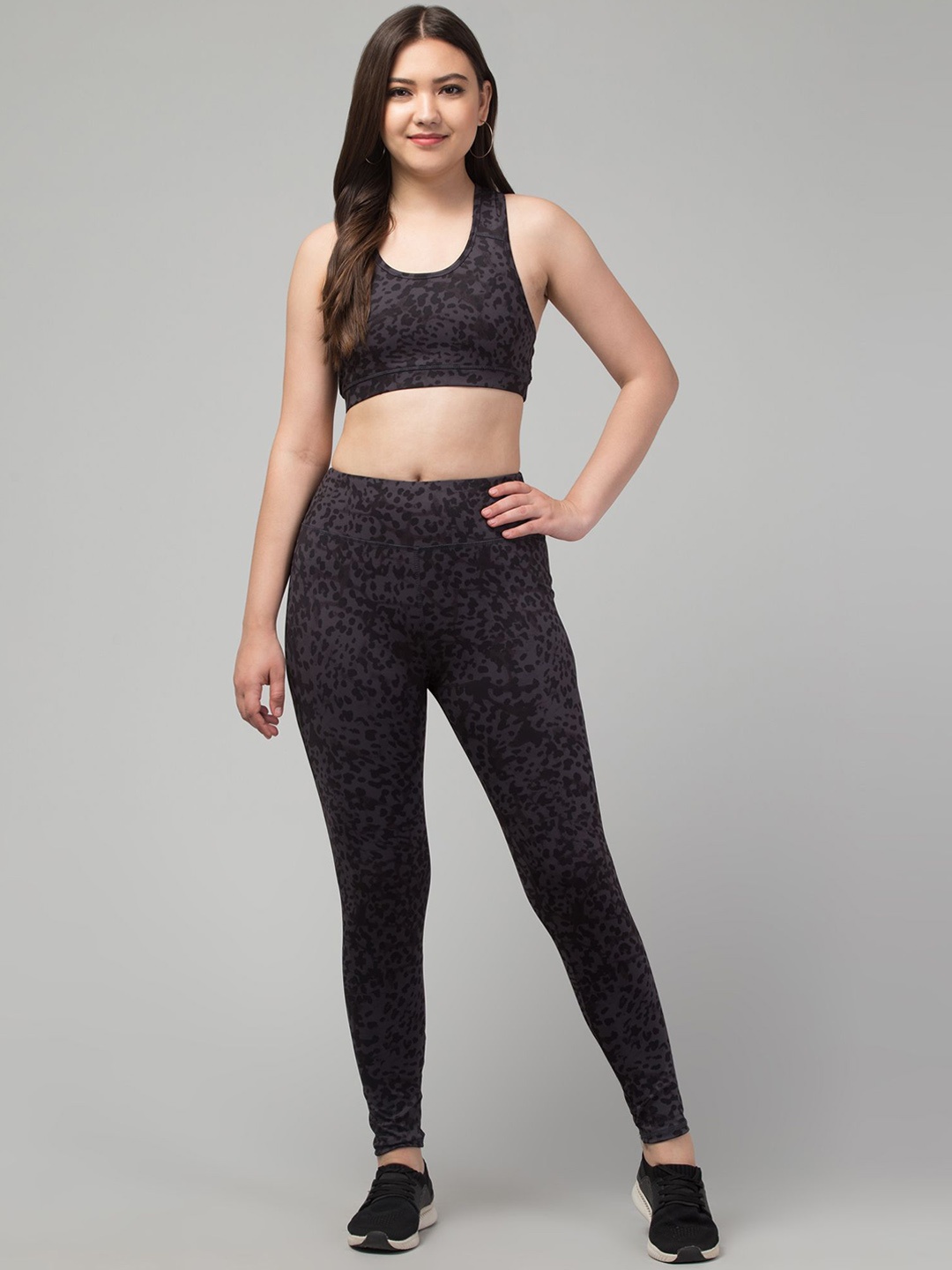 

HIRRUX Women High-Rise Dri-Fit Ankle-Length Sports Tights, Grey