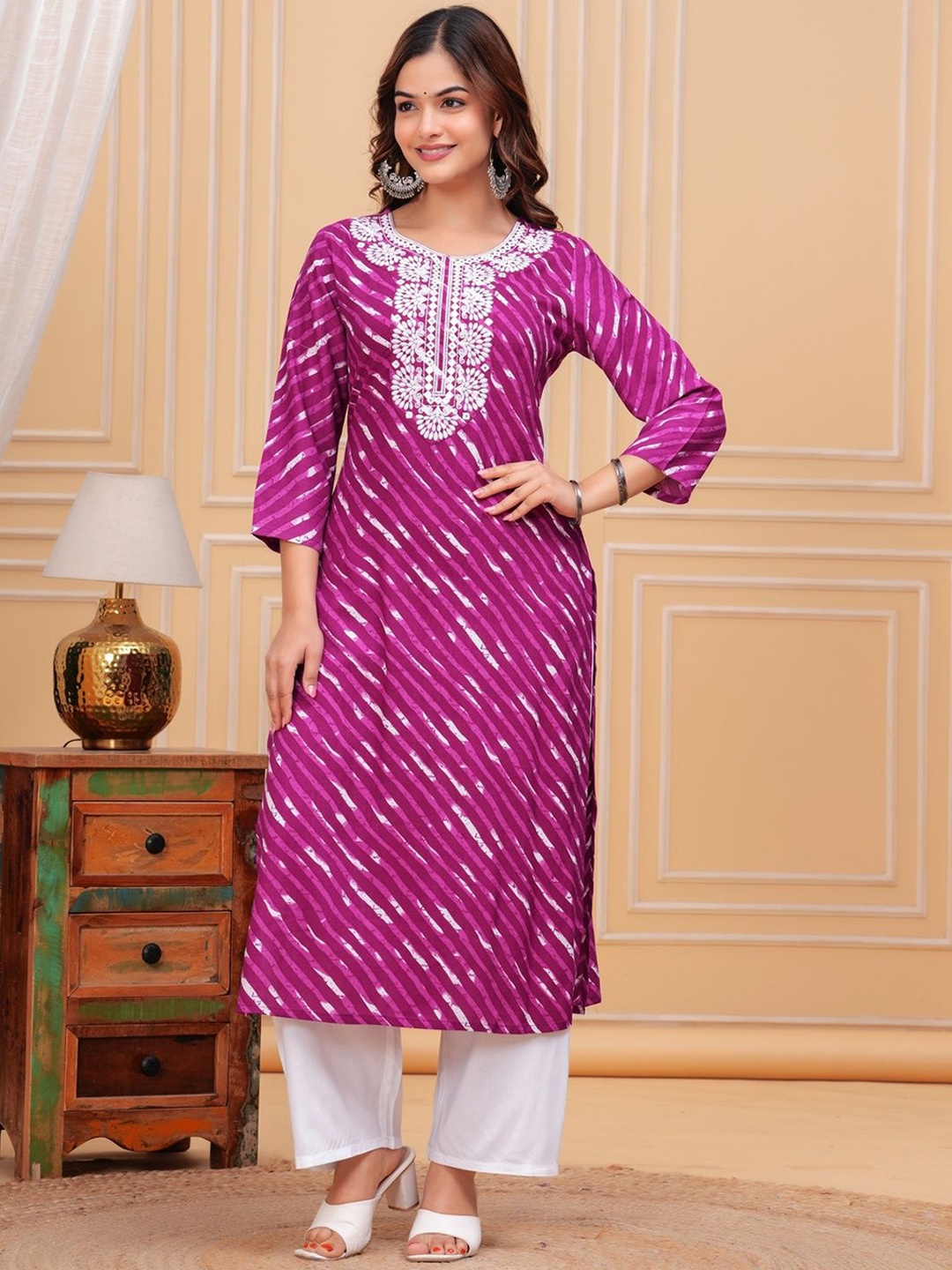 

NEW4U Leheriya Printed Embroidered Mirror Work Straight Kurta With Palazzo, Purple