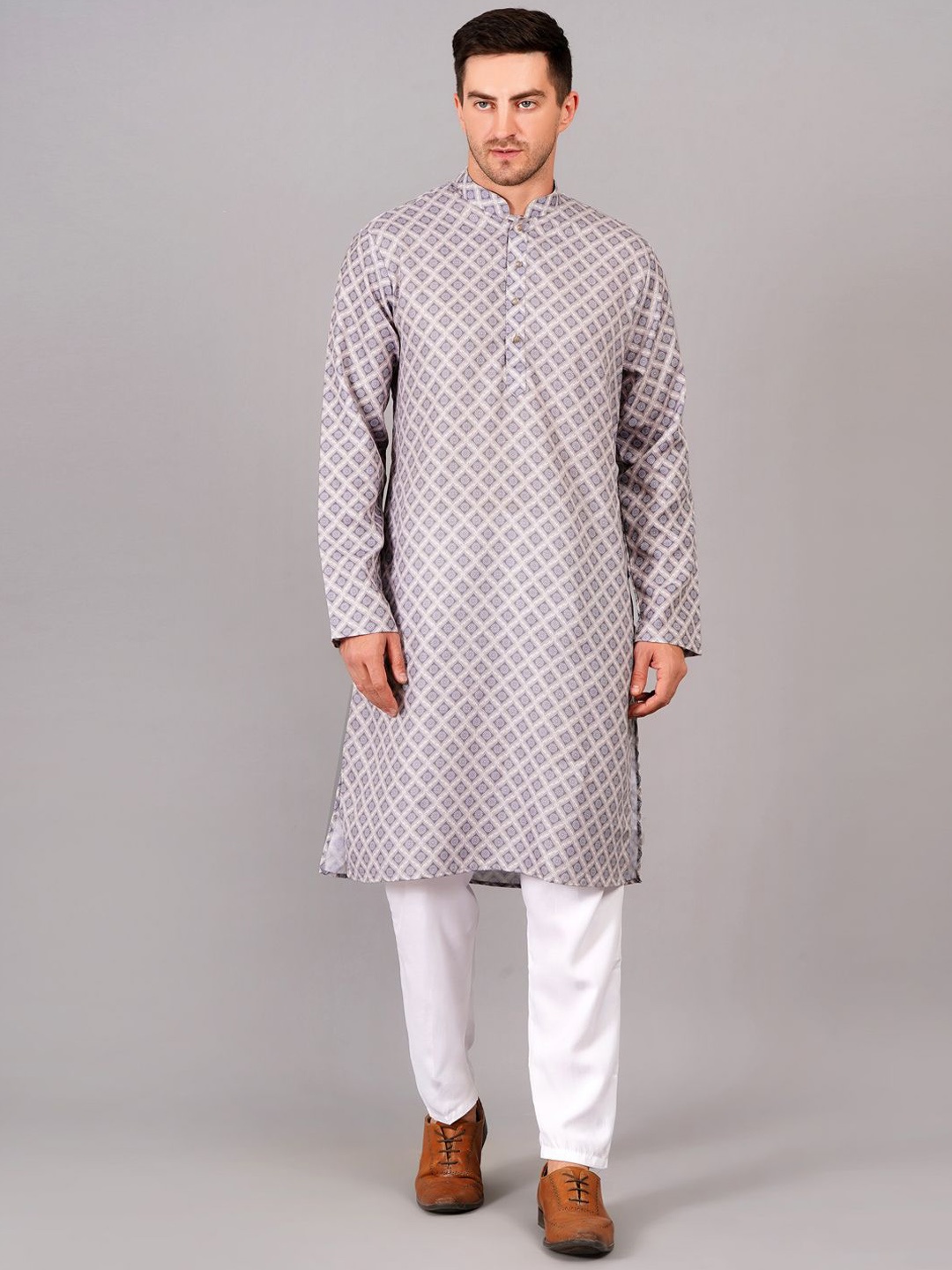 

SG LEMAN Ethnic Motifs Printed Mandarin Collar Straight Kurta With Pyjamas, Grey