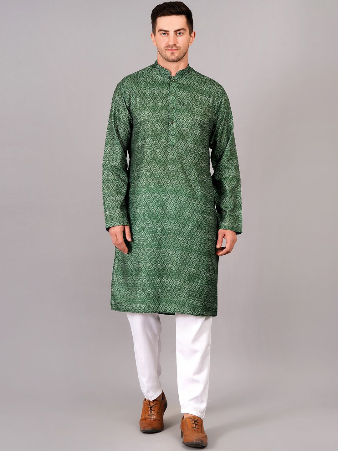 

SG LEMAN Ethnic Motifs Printed Mandarin Collar Straight Kurta With Pyjama, Green