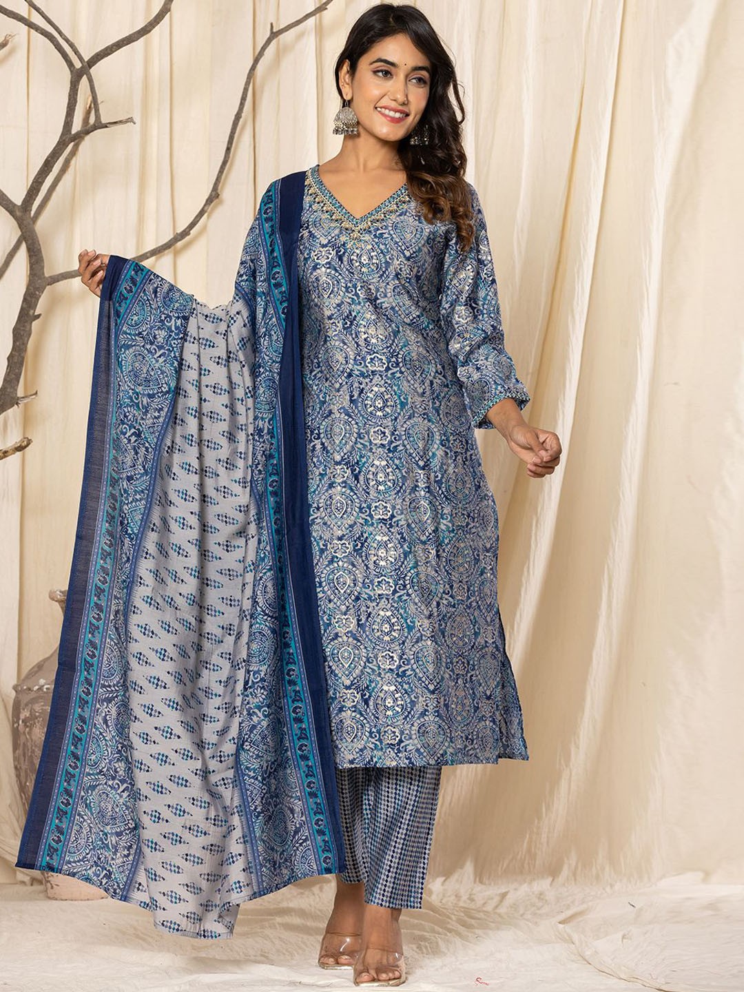 

V.S.Creation Ethnic Motifs Embroidered V-Neck Pure Cotton Kurta With Trousers & Dupatta, Blue