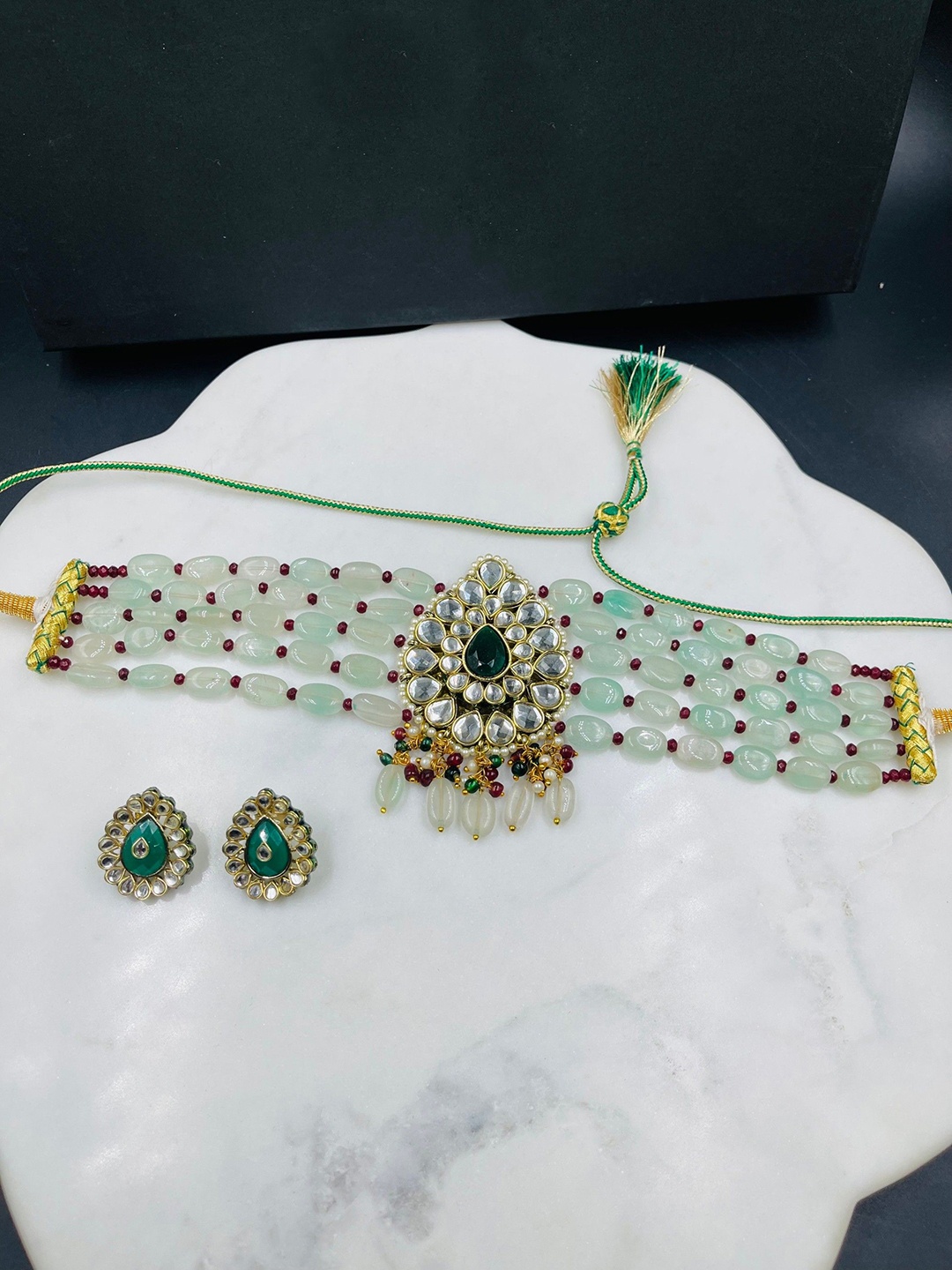 

JOVI'S JEWELS Mint Quartz & Kundan-Studded & Beaded Jewellery Set, Gold