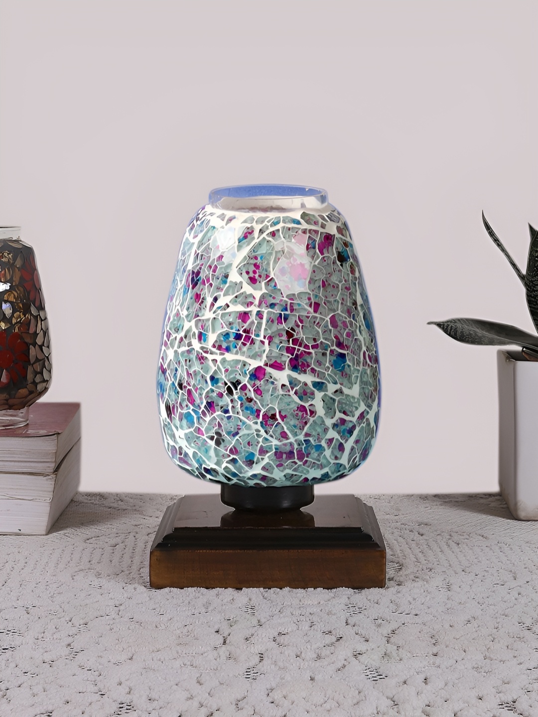 

Devansh Grey Textured Glass Contemporary Abstract Shaped Table Lamp