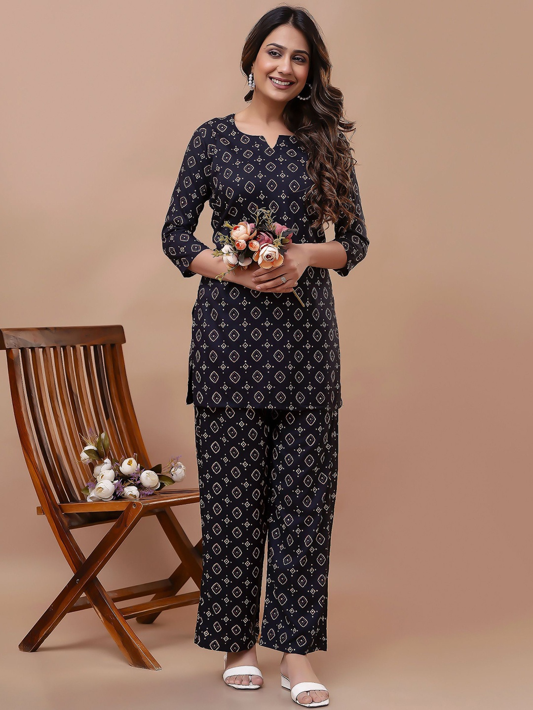 

UrbanRang Printed Tunic With Trousers, Black