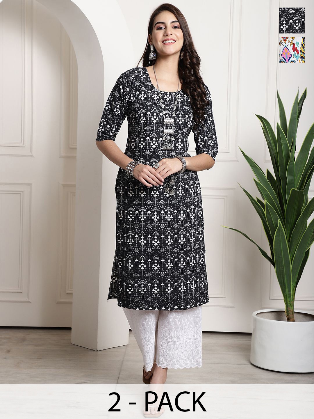 

7Threads Selection Of 2 Floral Printed Round Neck Straight Kurtas, Black