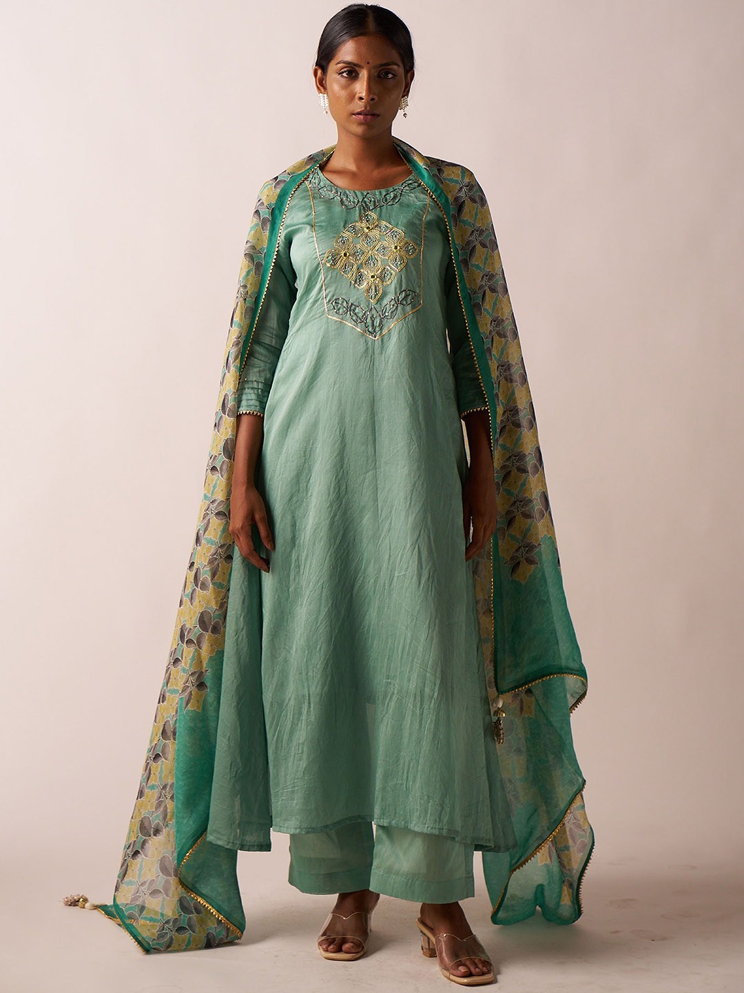 

SUKRUTI DESIGN Floral Embroidered Anarkali Pure Silk Kurta With Trouser & Dupatta, Green