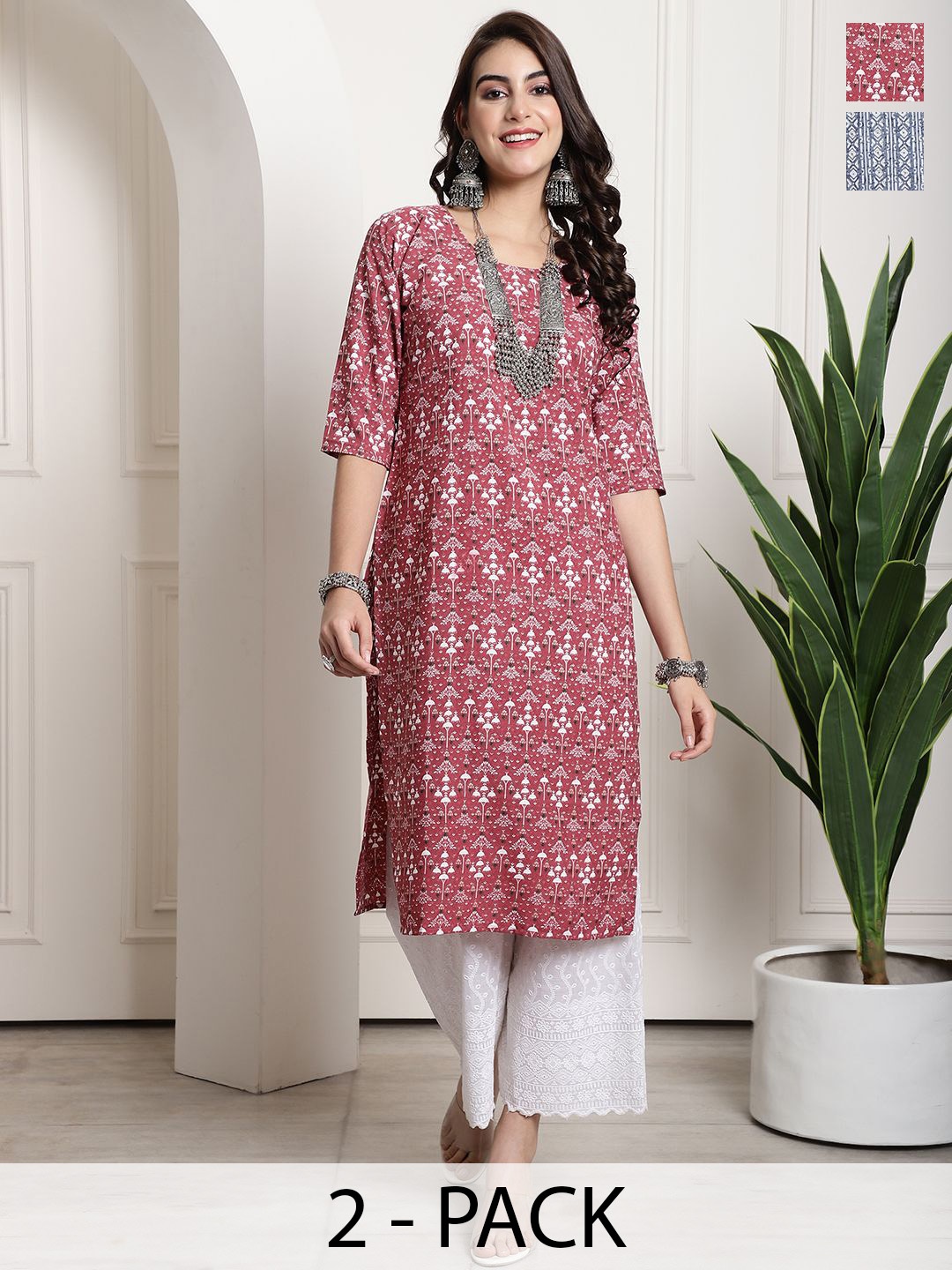 

7Threads Selection Of 2 Floral Printed Round Neck Straight Kurtas, Maroon