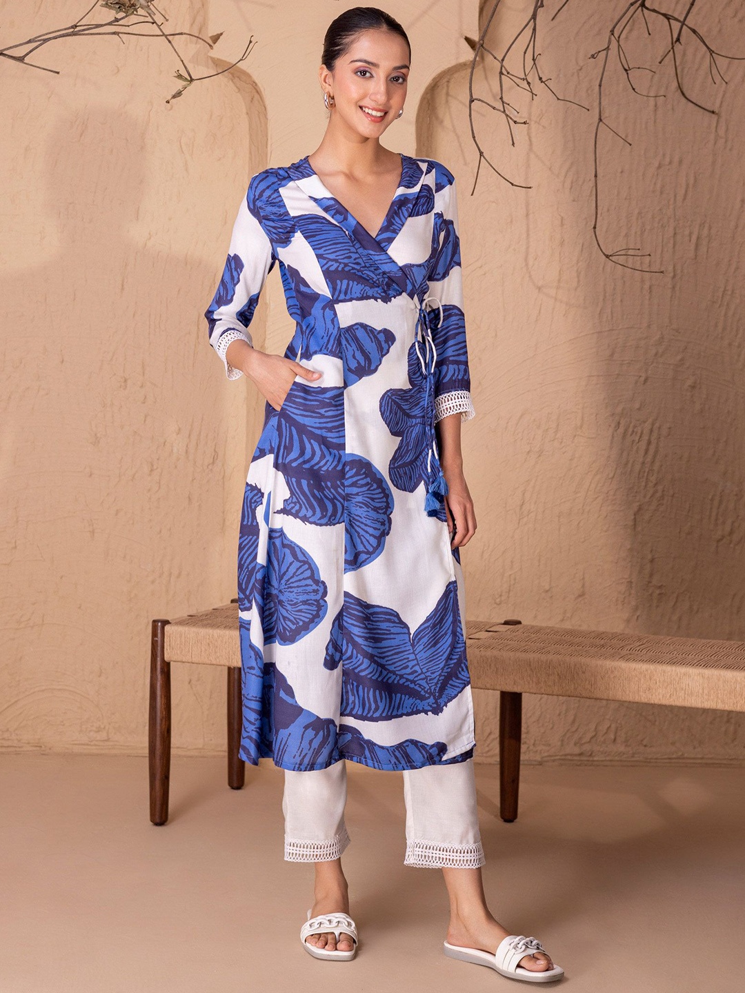 

SEW Floral Printed V-Neck Angrakha A-Line Kurta With Trousers, White