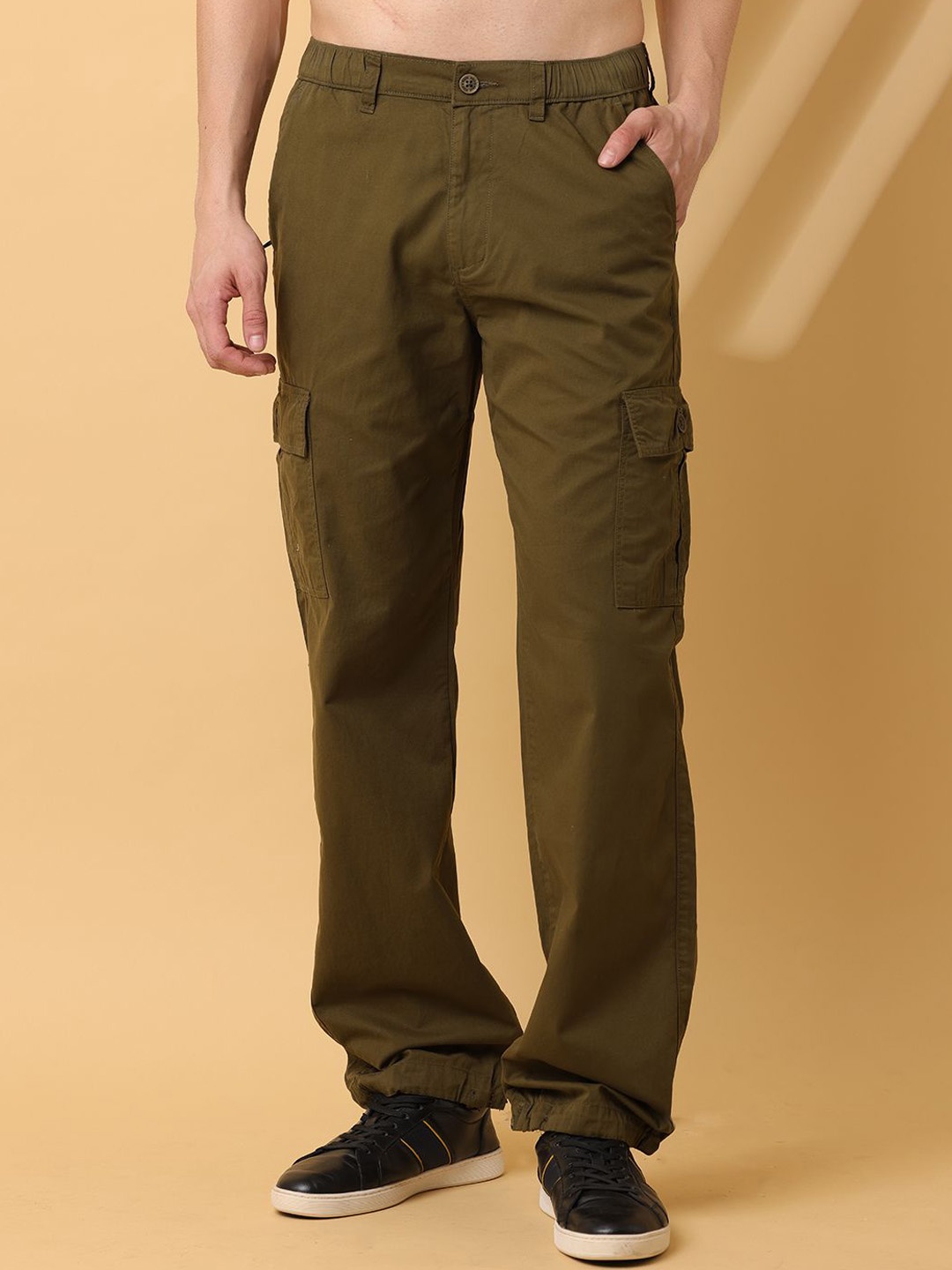 

RIGS AND RAGS Men Pure Cotton Relaxed Loose Fit Trousers, Olive