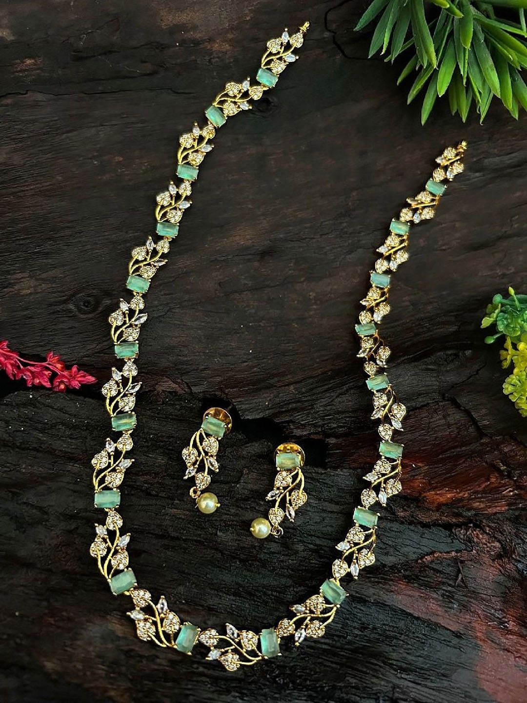 

GRIIHAM Gold-Plated Cubic Zirconia Stone-Studded & Pearl Beaded Jewellery Set