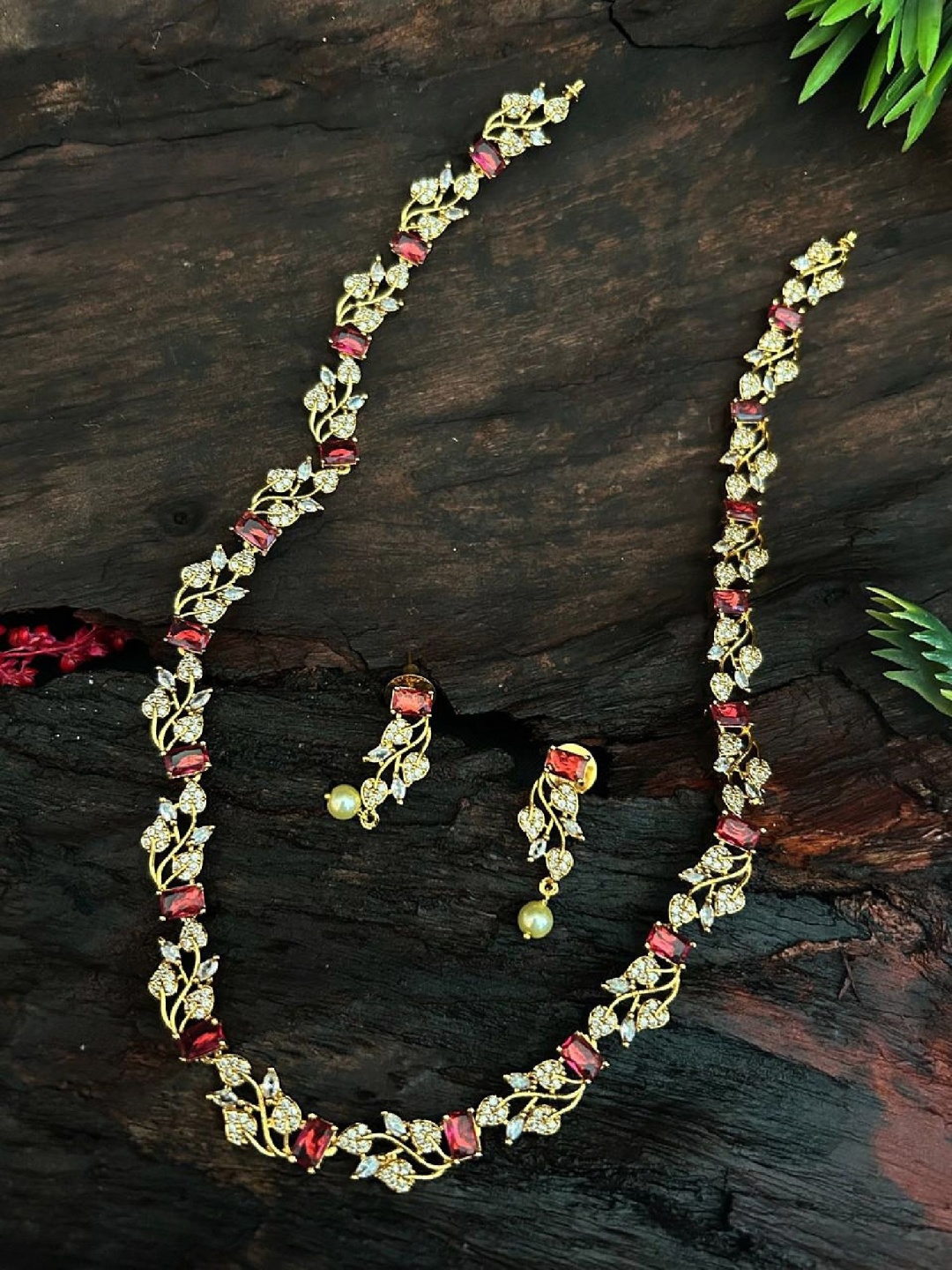 

GRIIHAM Gold-Plated Cubic Zirconia-Studded & Beaded Jewellery Set