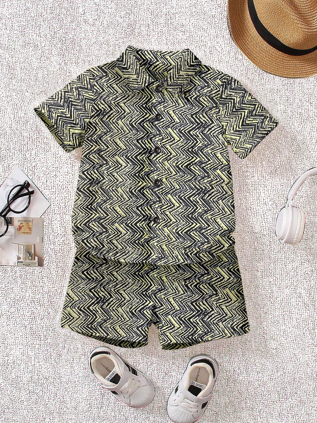 

OMPAX Boys Chevron Printed Short Sleeves Shirt With Shorts, Beige