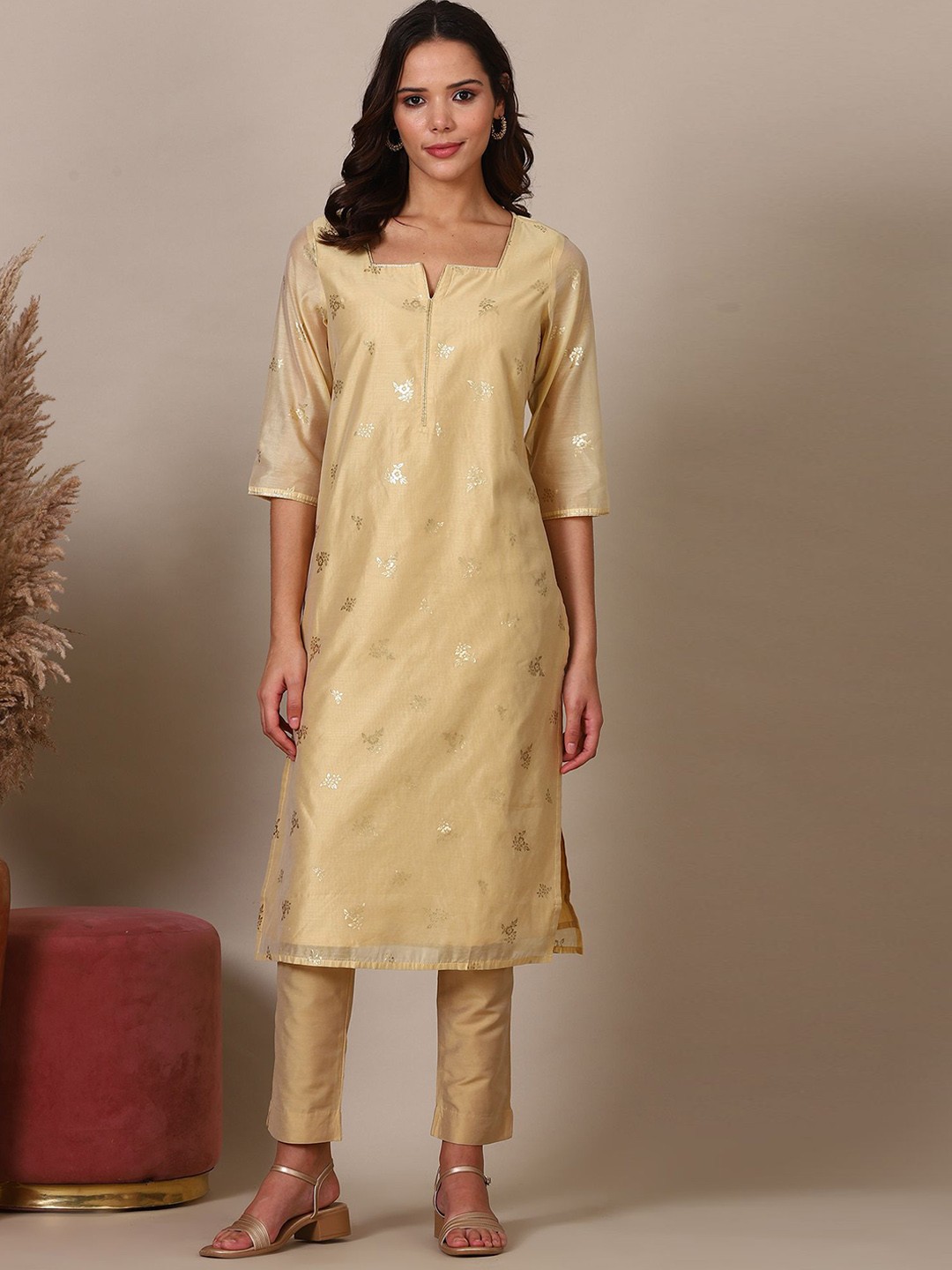 

AURELIA Floral Printed Square Neck Machine Weave Straight Kurta, Beige