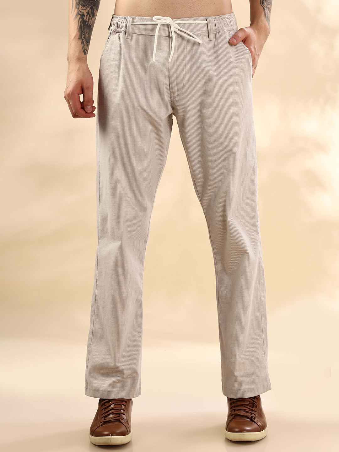 

Mast & Harbour Men Pure Cotton Loose Fit Chinos Trousers, Grey