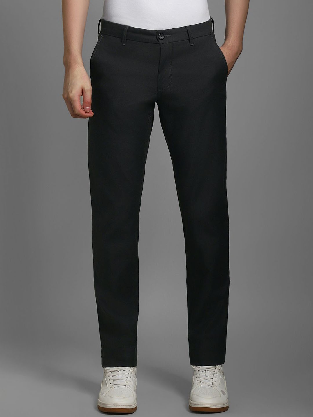 

Louis Philippe Sport Men Slim Fit Mid-Rise Trouser, Charcoal