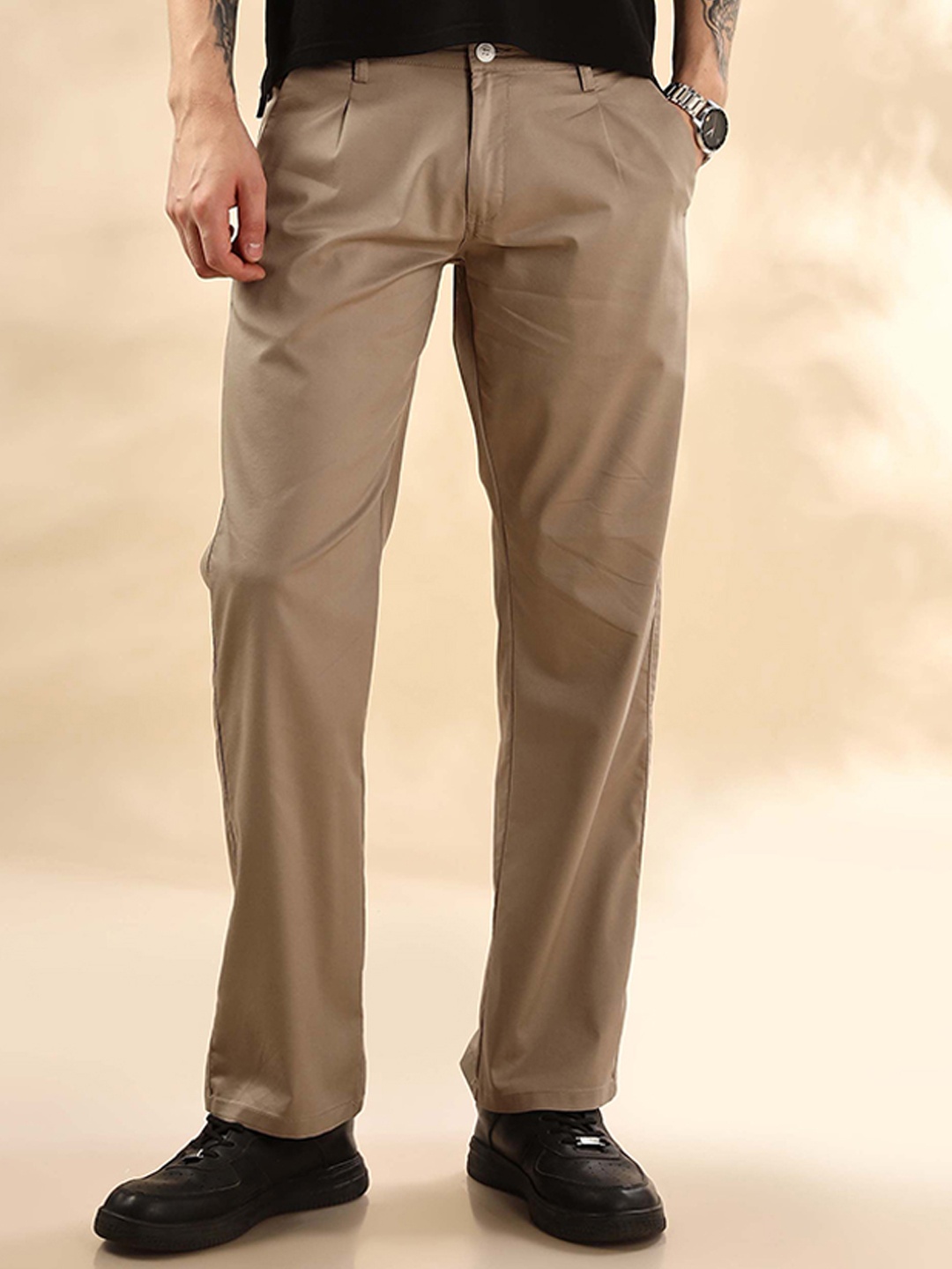 

Mast & Harbour Men Loose Fit Chinos Trousers, Brown